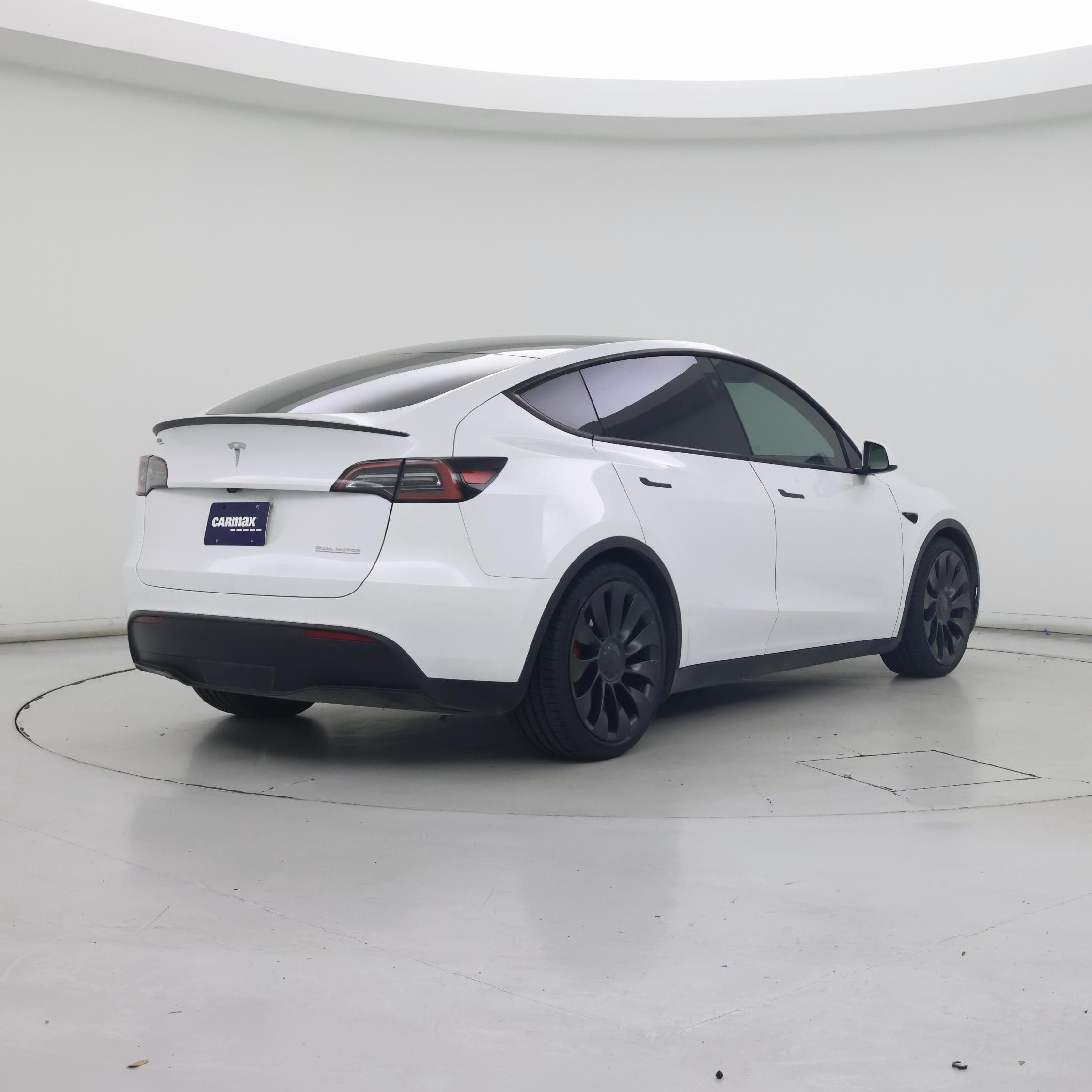 Thumbnail: 2023 Tesla Model Y - 8