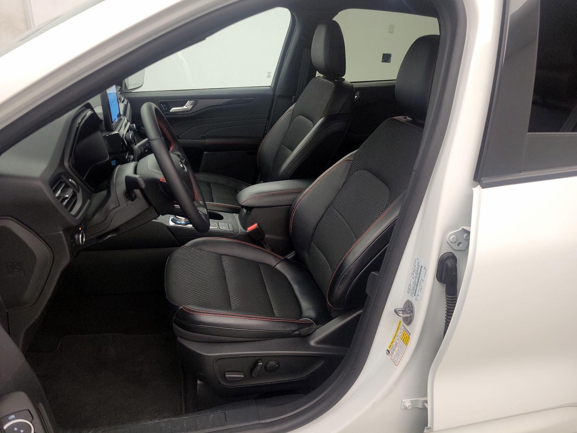 Thumbnail: 2024 Ford Escape - 11