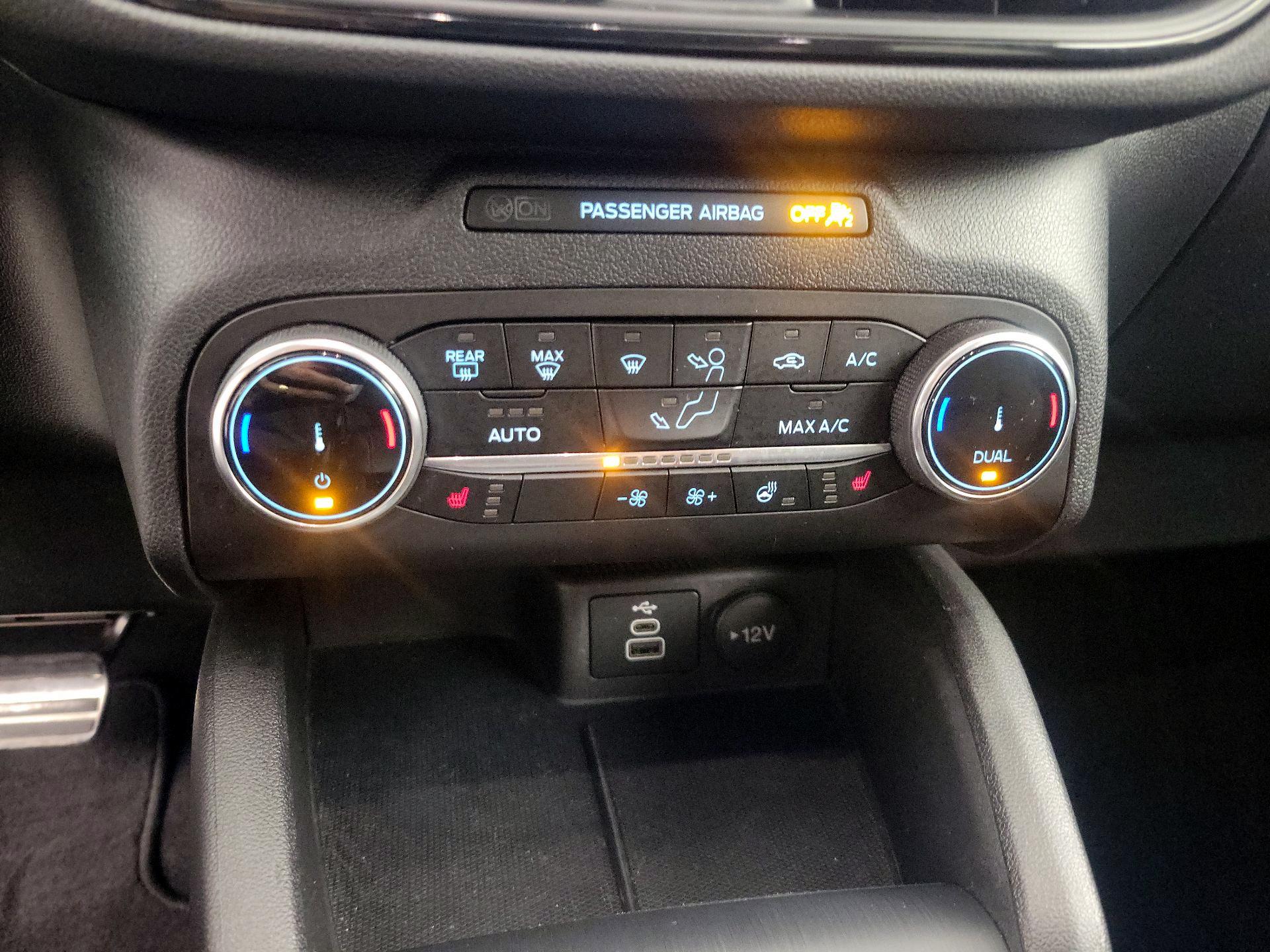 Thumbnail: 2024 Ford Escape - 17