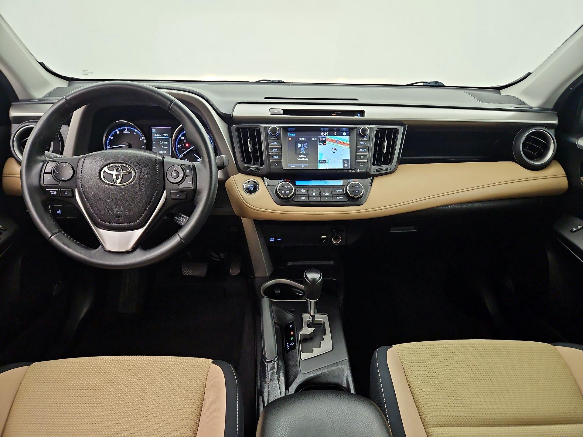 Thumbnail: 2016 Toyota RAV4 - 9