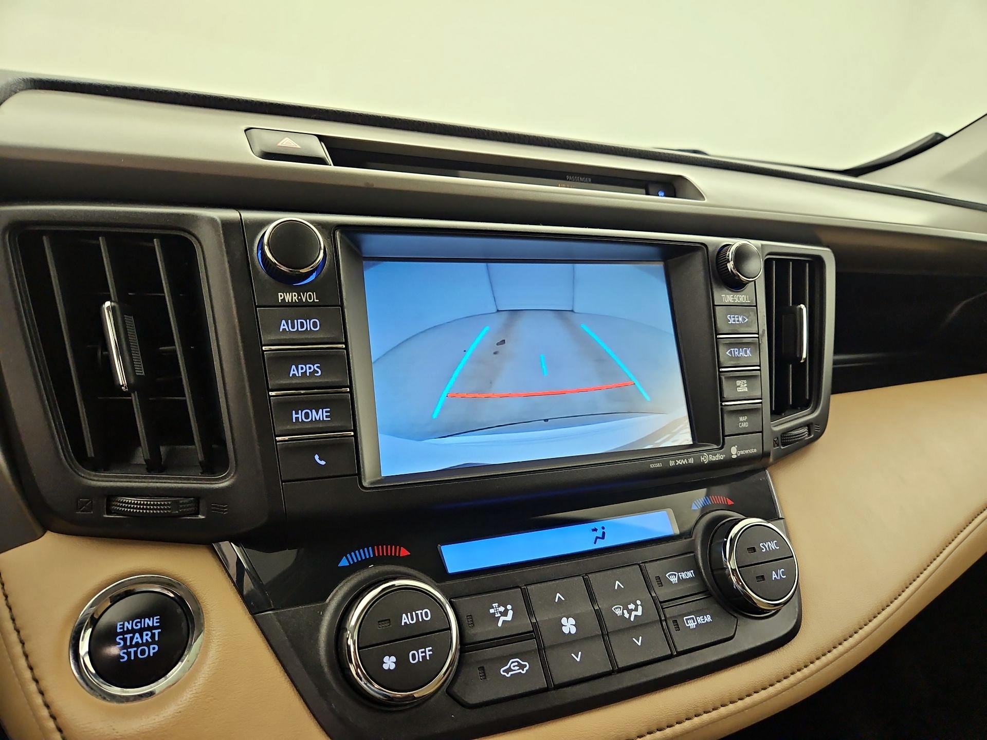 Thumbnail: 2016 Toyota RAV4 - 14
