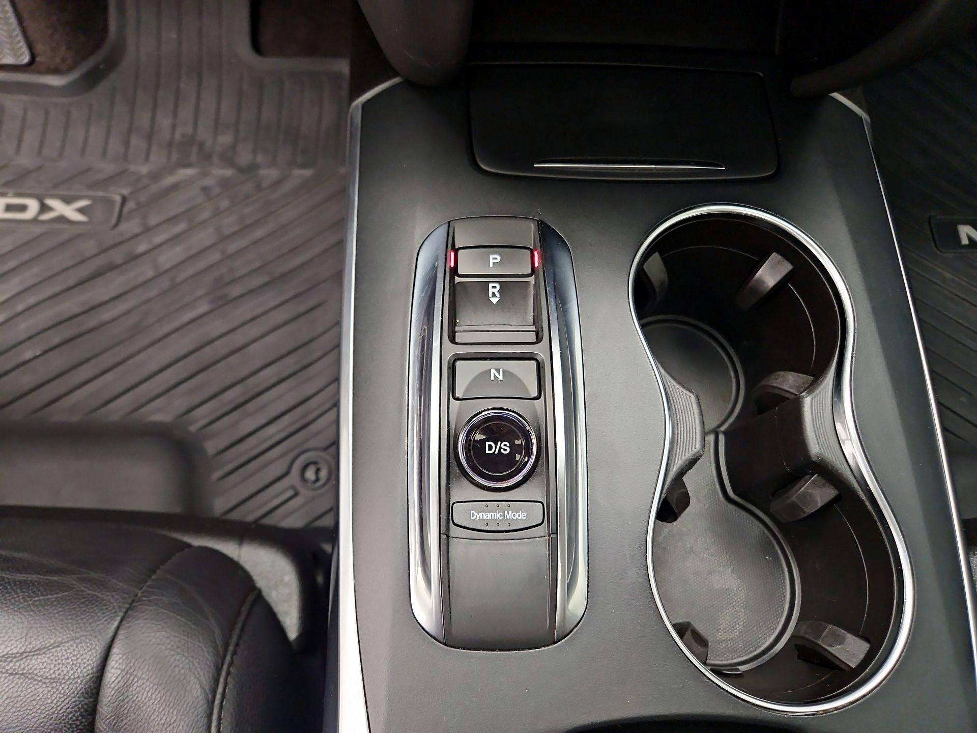 Thumbnail: 2017 Acura MDX - 17