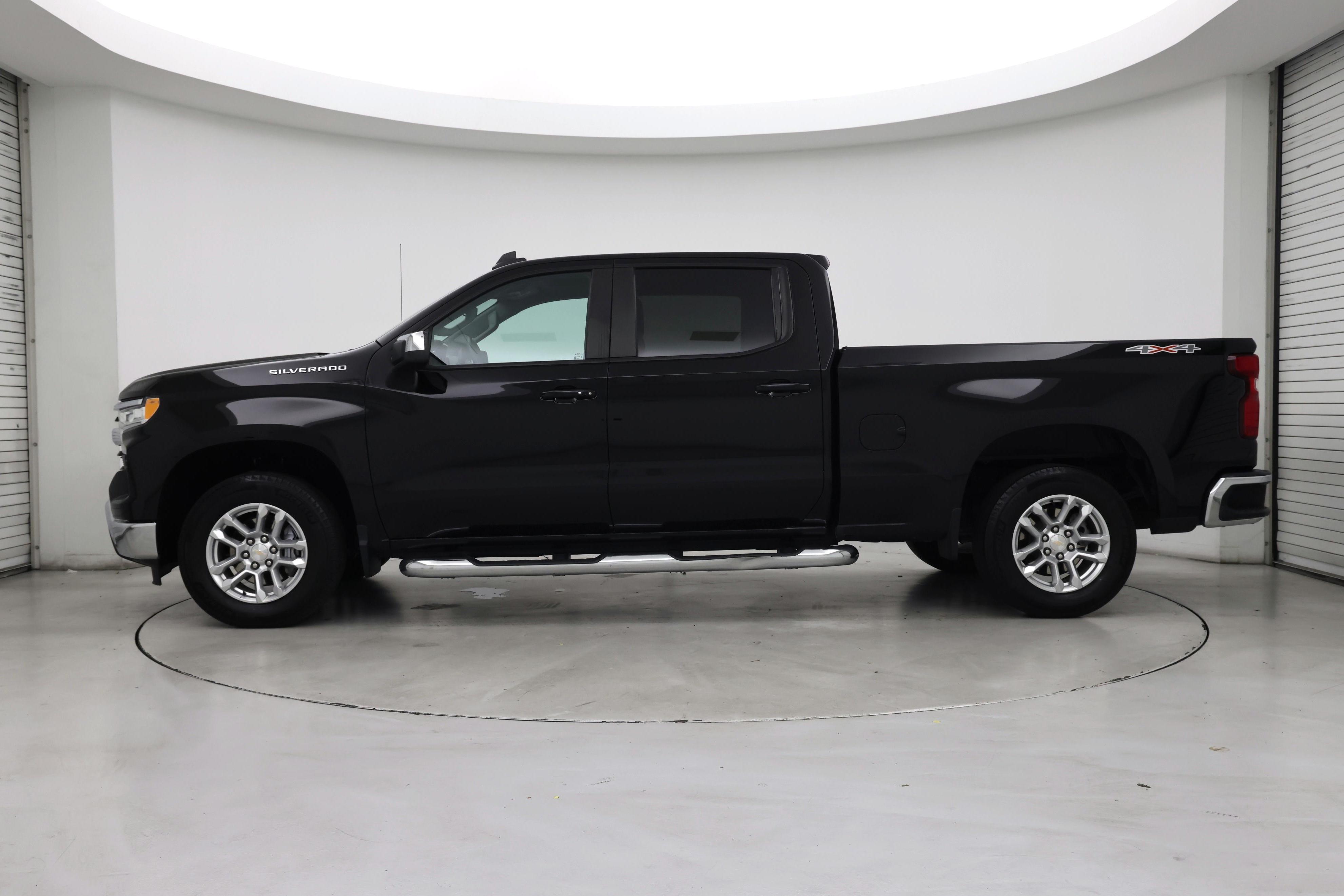 Thumbnail: 2023 Chevrolet Silverado 1500 - 3