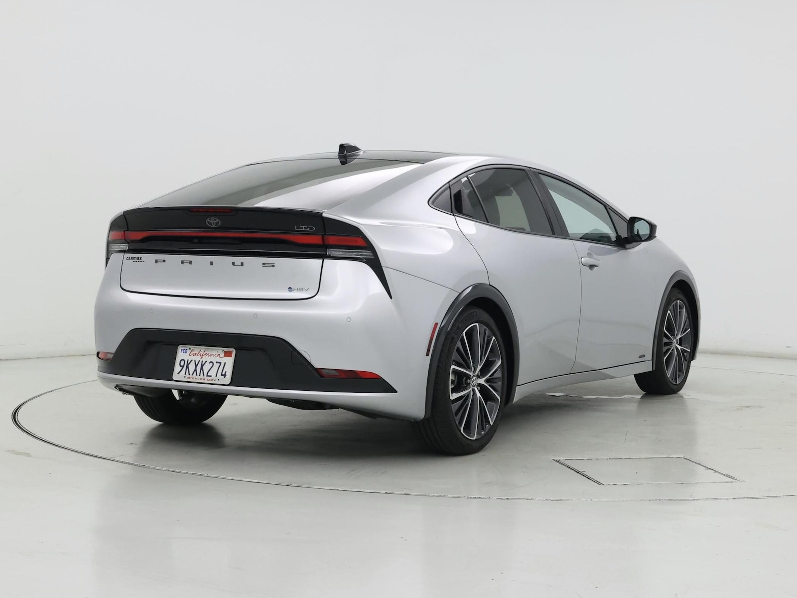2024 Toyota Prius Limited - Photo 9