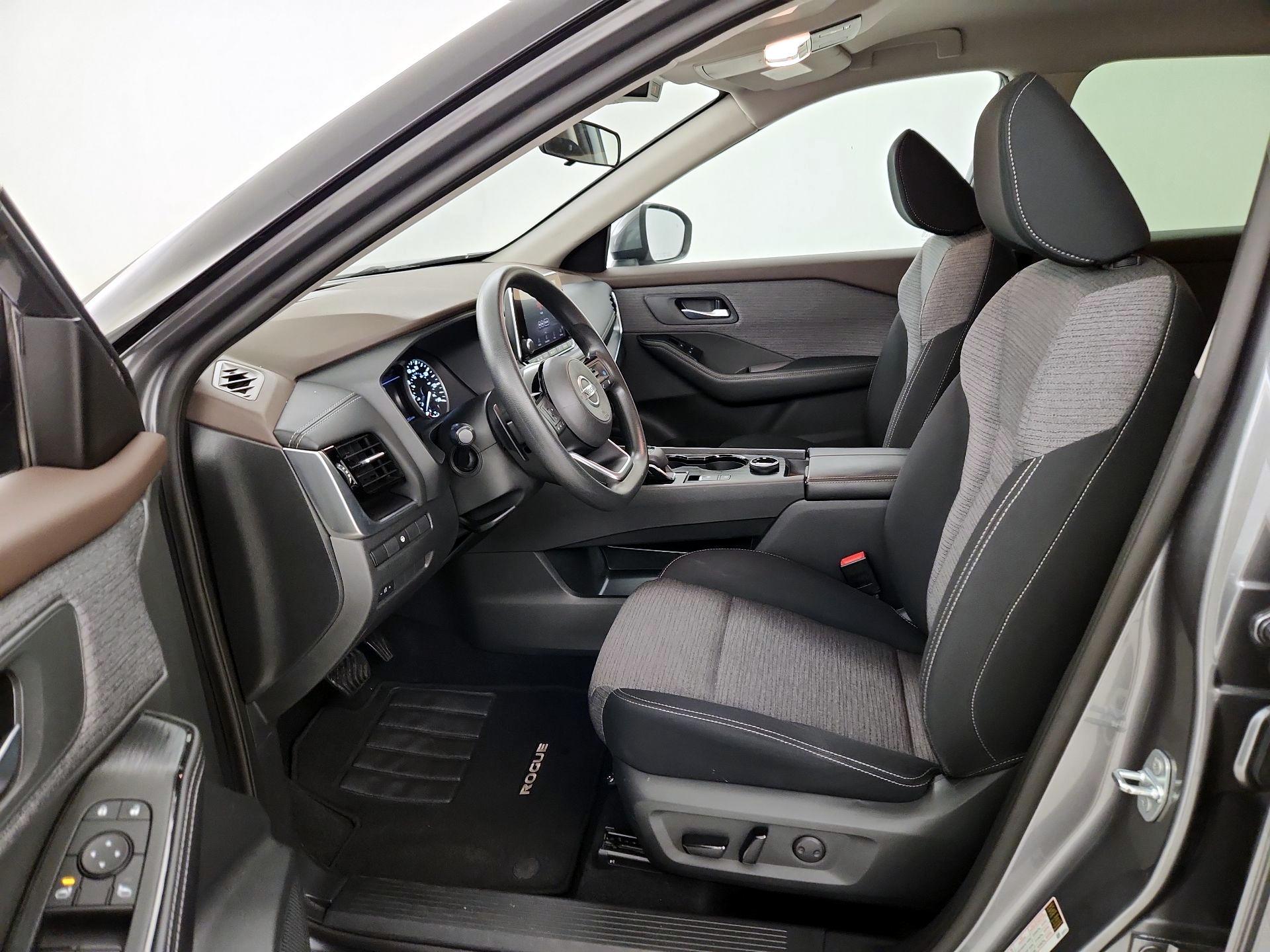 Thumbnail: 2021 Nissan Rogue - 11