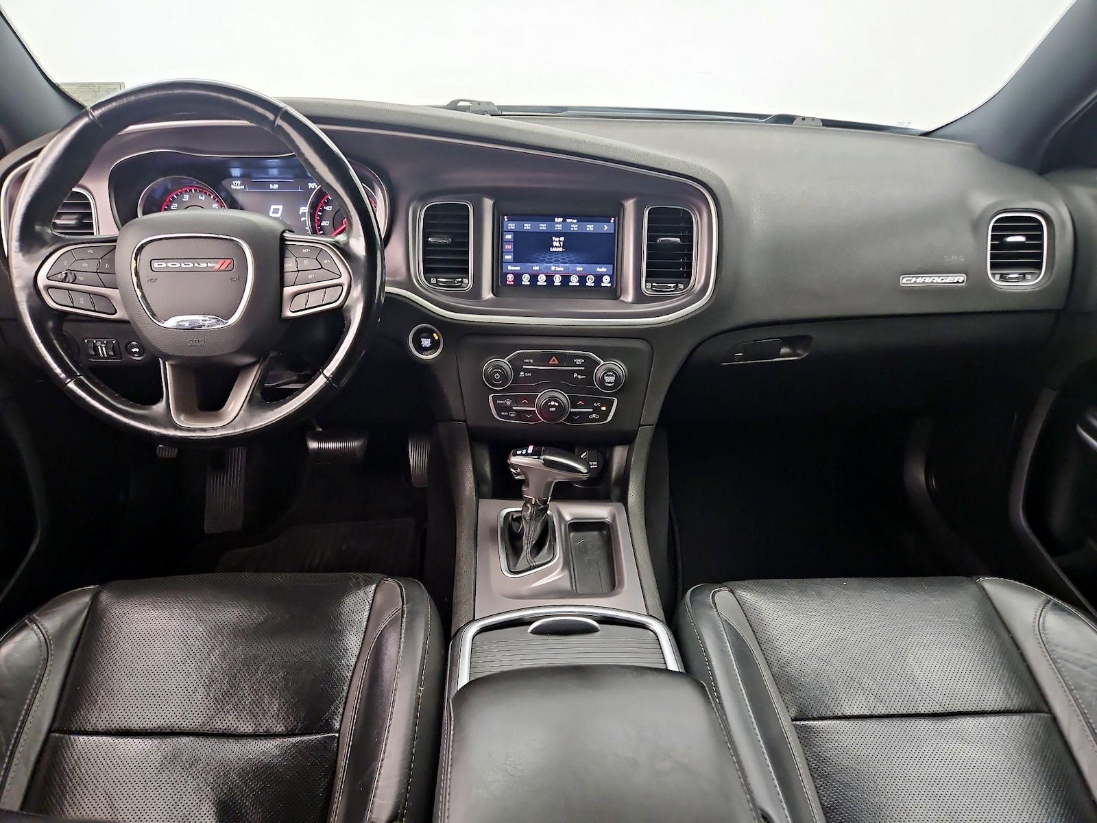 2020 Dodge Charger SXT - Photo 10