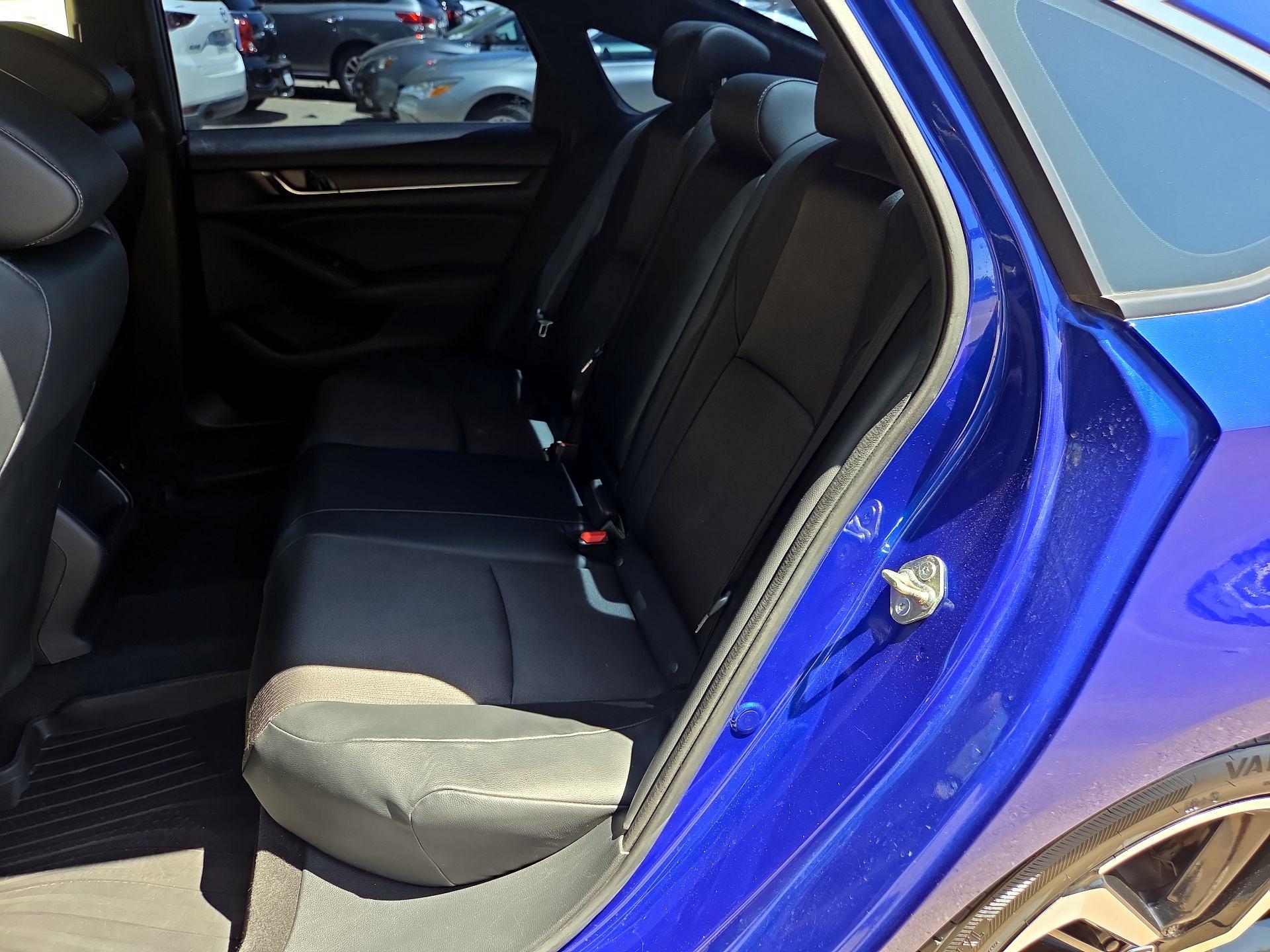 Thumbnail: 2018 Honda Accord - 17