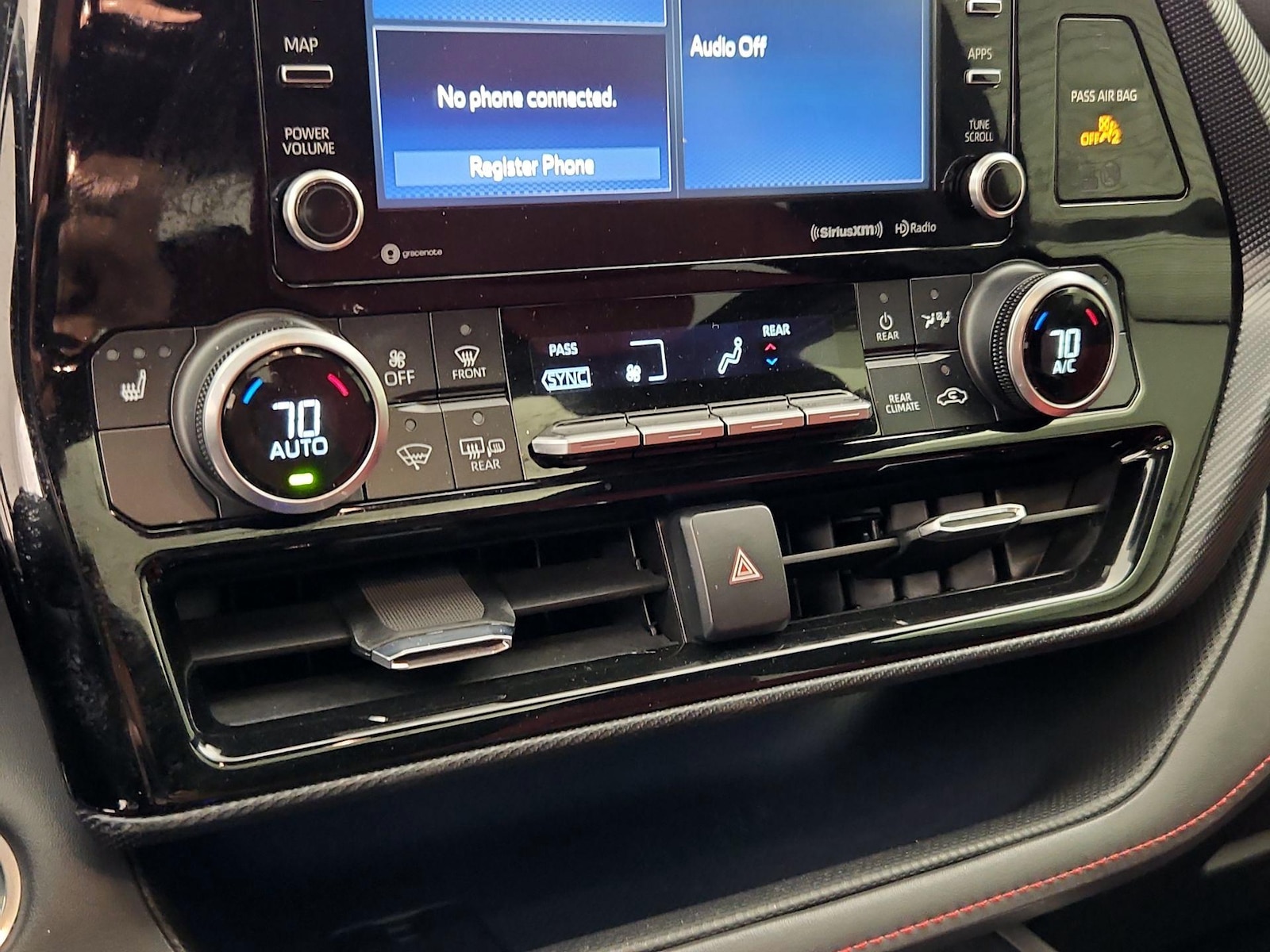 2021 Toyota Highlander XSE - Photo 17