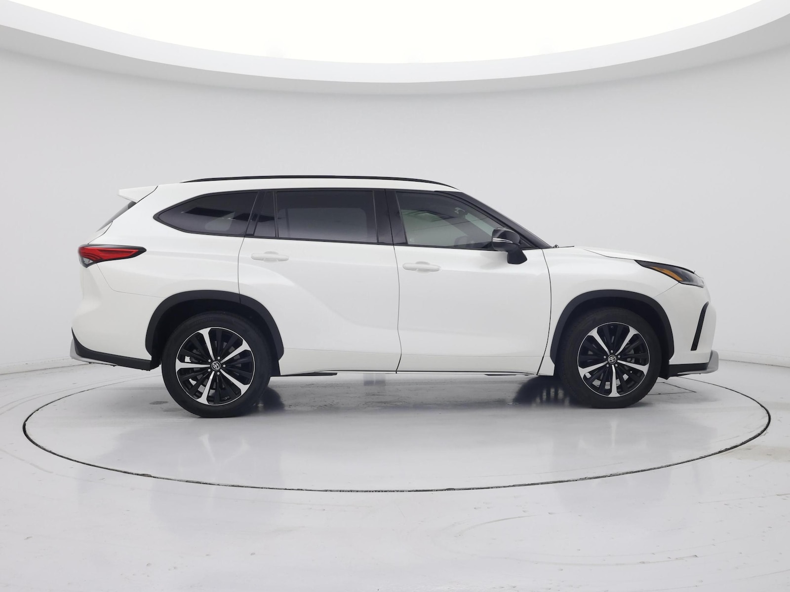 2021 Toyota Highlander XSE - Photo 8