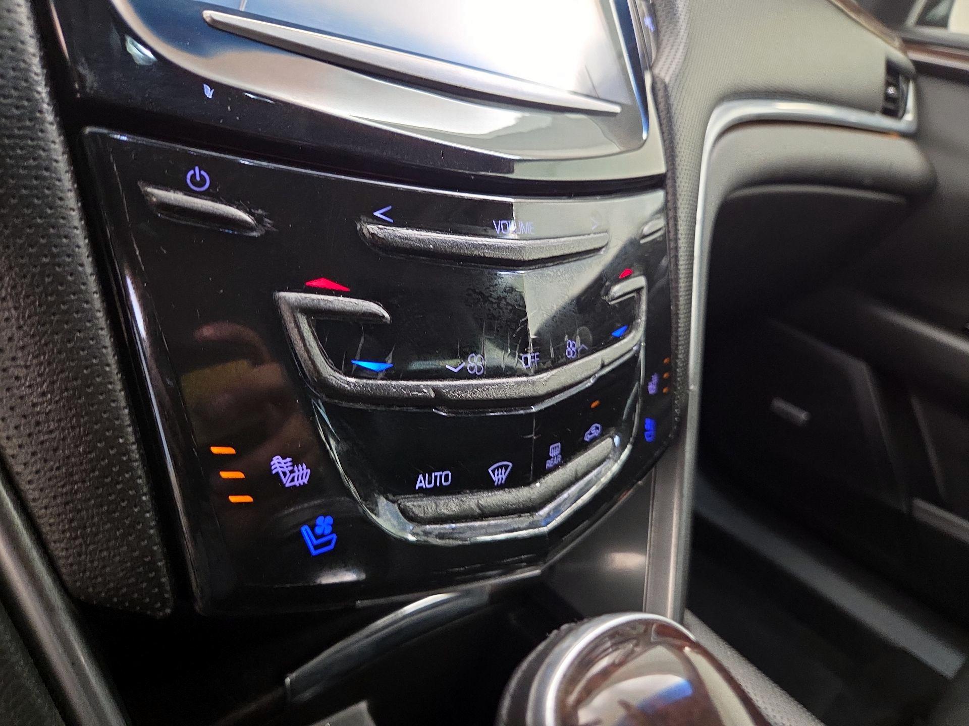 Thumbnail: 2017 Cadillac XTS - 16