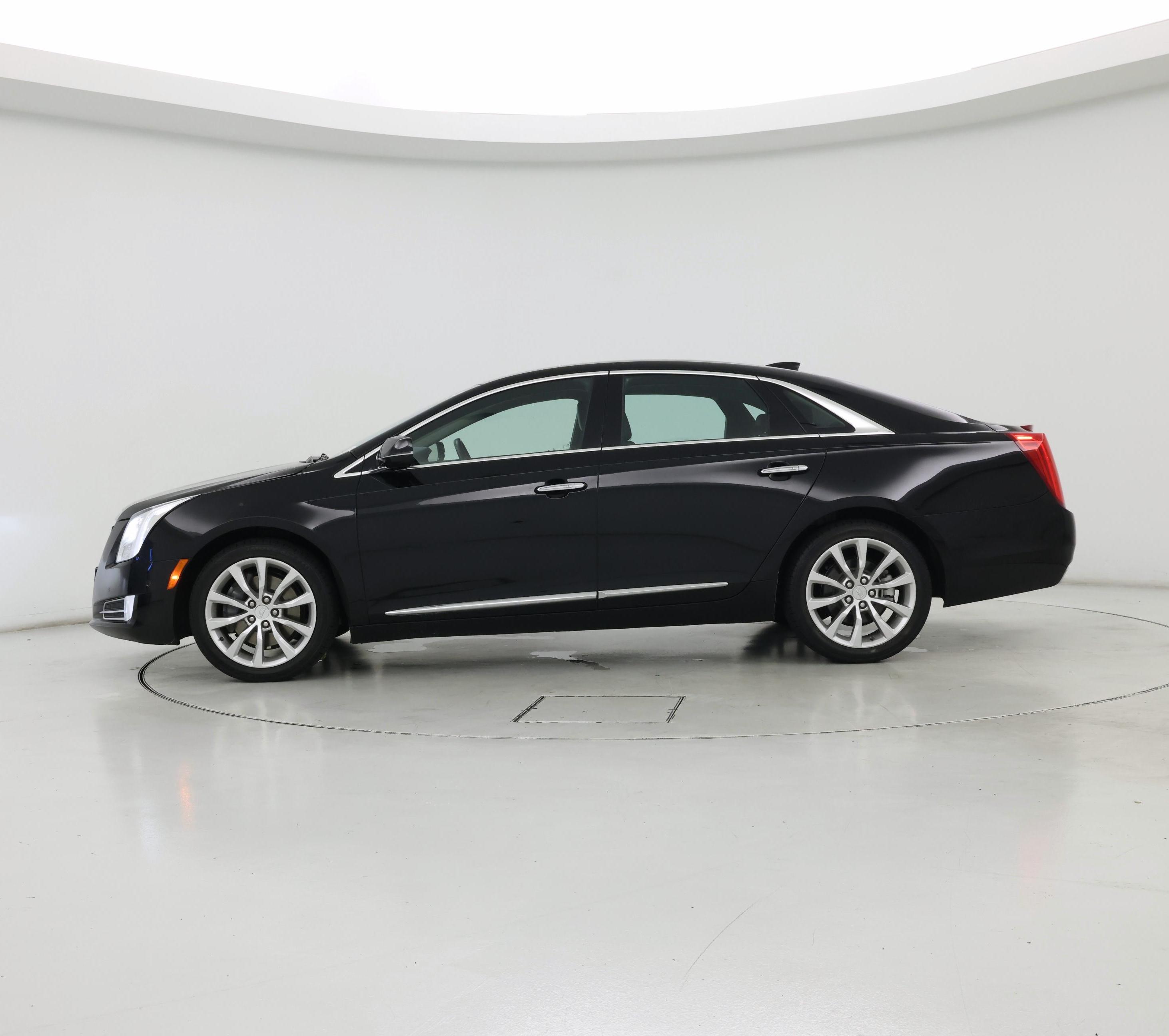 Thumbnail: 2017 Cadillac XTS - 3