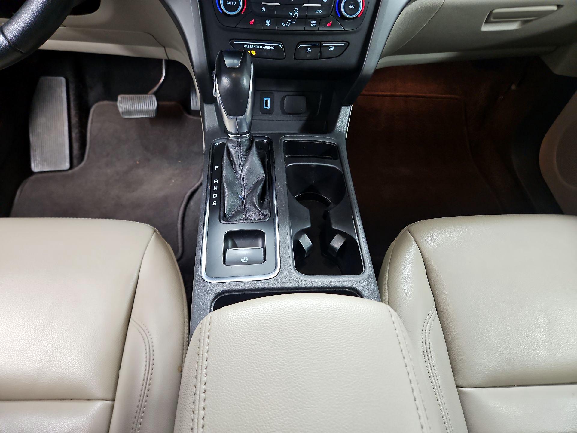 Thumbnail: 2019 Ford Escape - 17