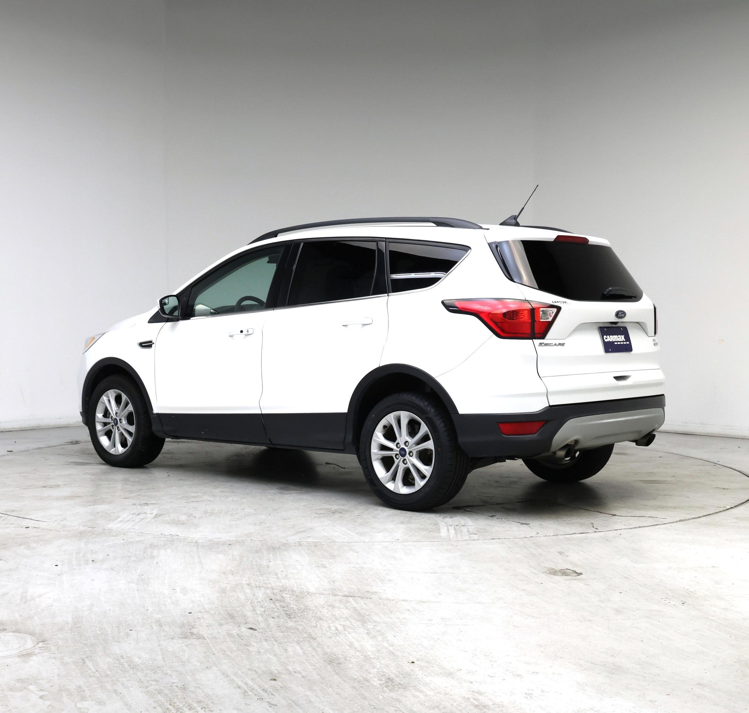 Thumbnail: 2019 Ford Escape - 2