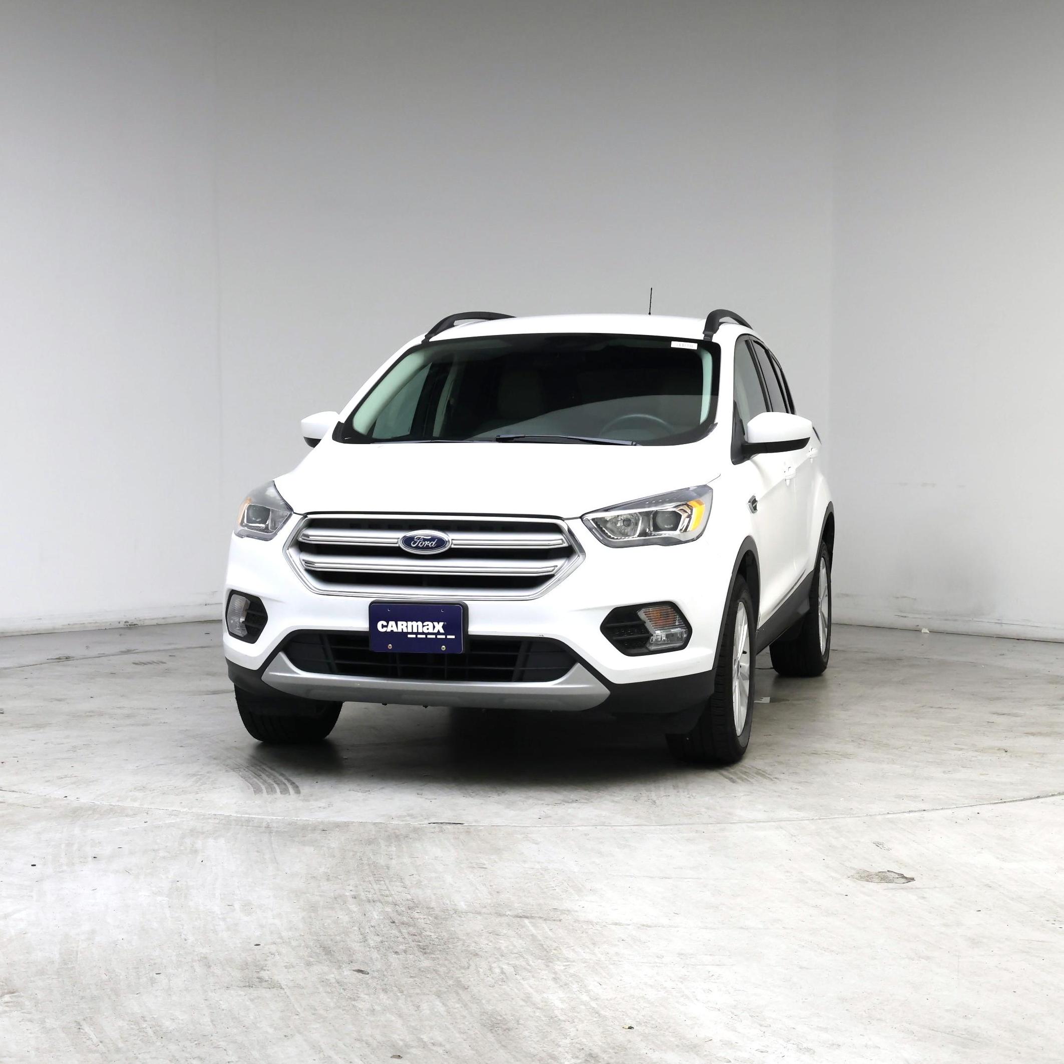 Thumbnail: 2019 Ford Escape - 4
