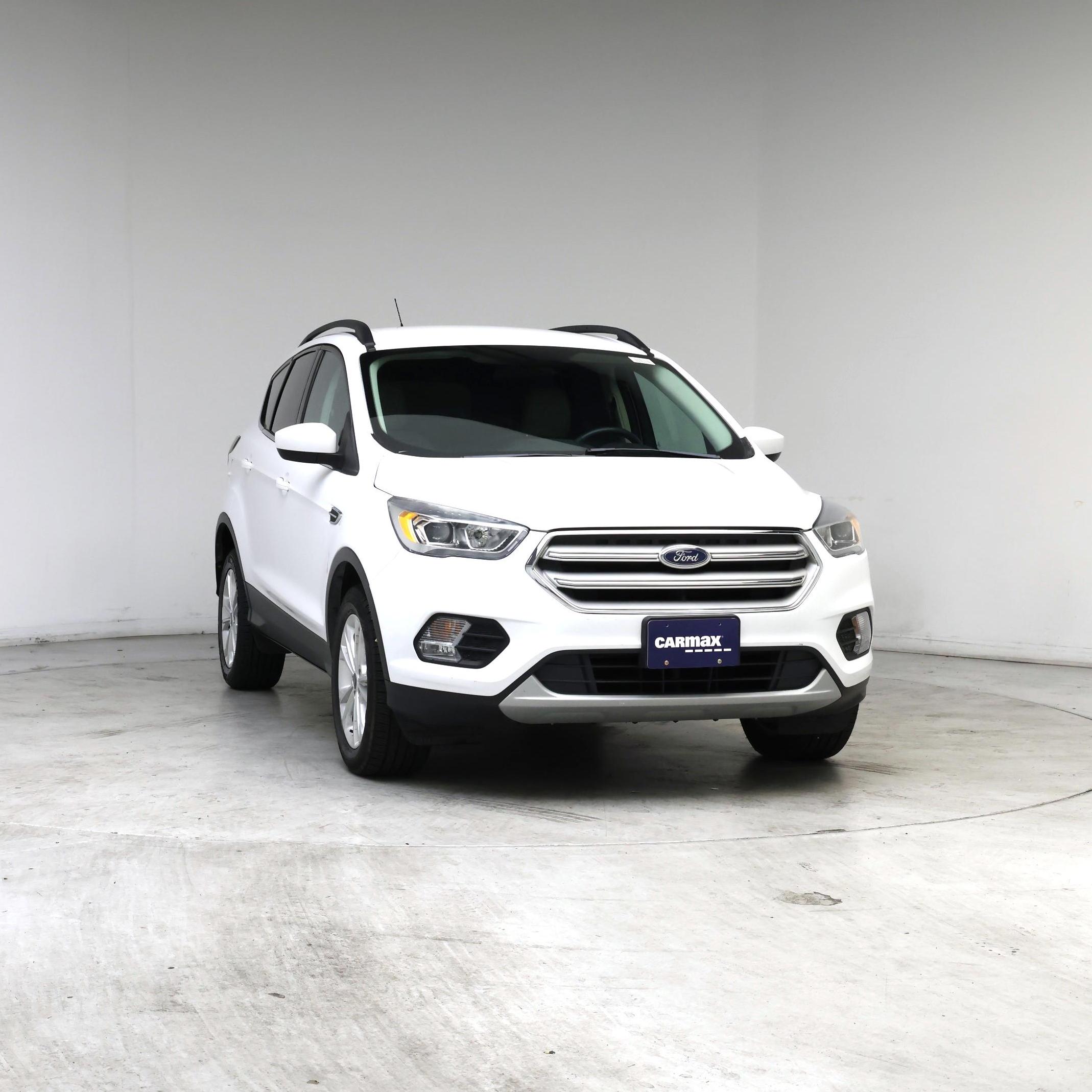 Thumbnail: 2019 Ford Escape - 5