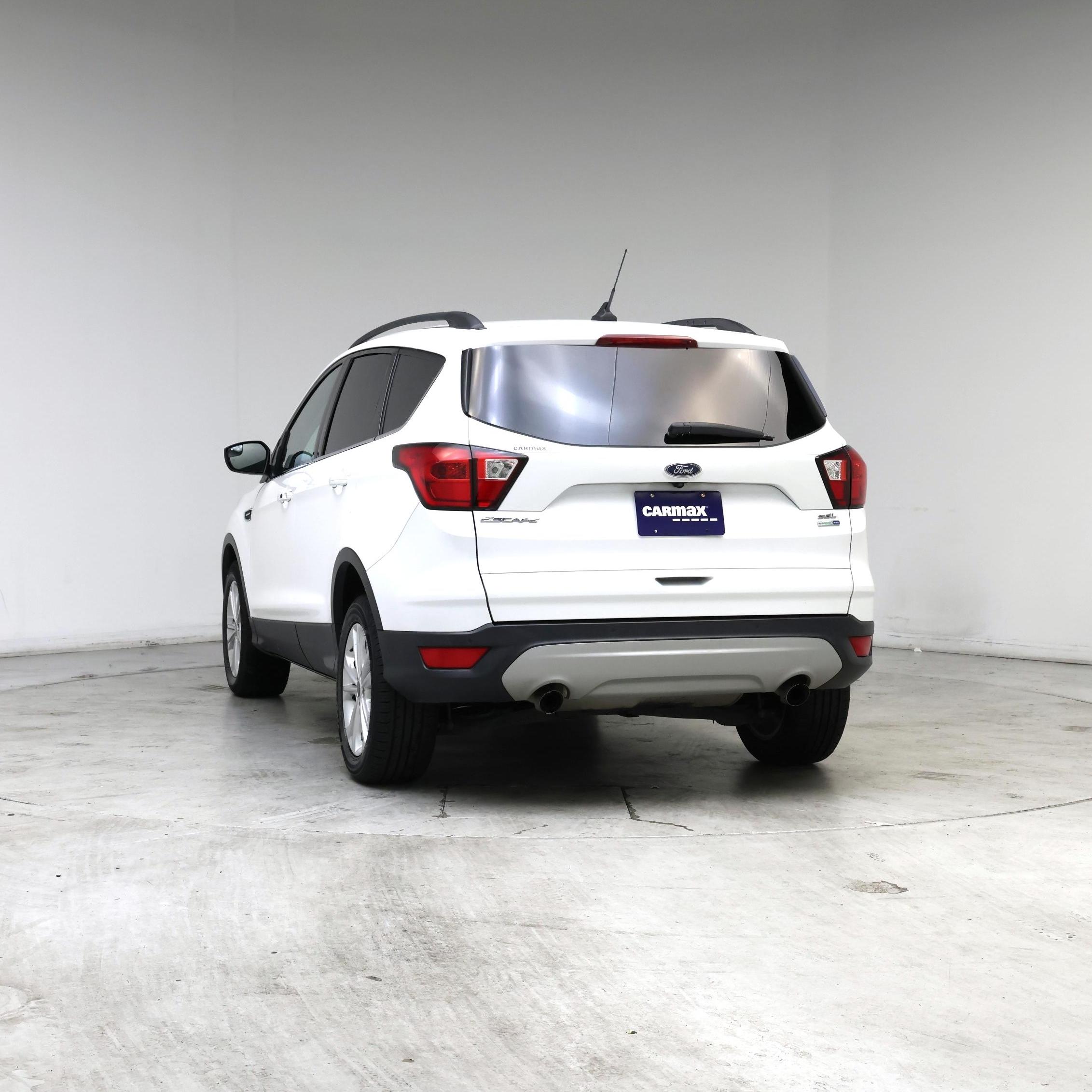 Thumbnail: 2019 Ford Escape - 6