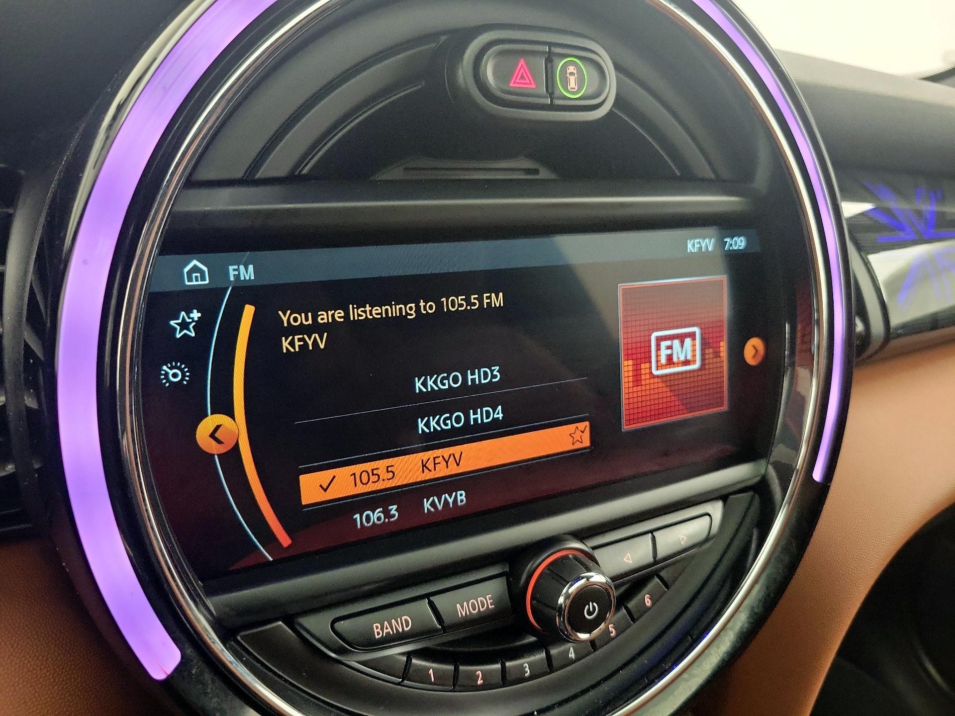 Thumbnail: 2019 MINI Cooper Hardtop - 16