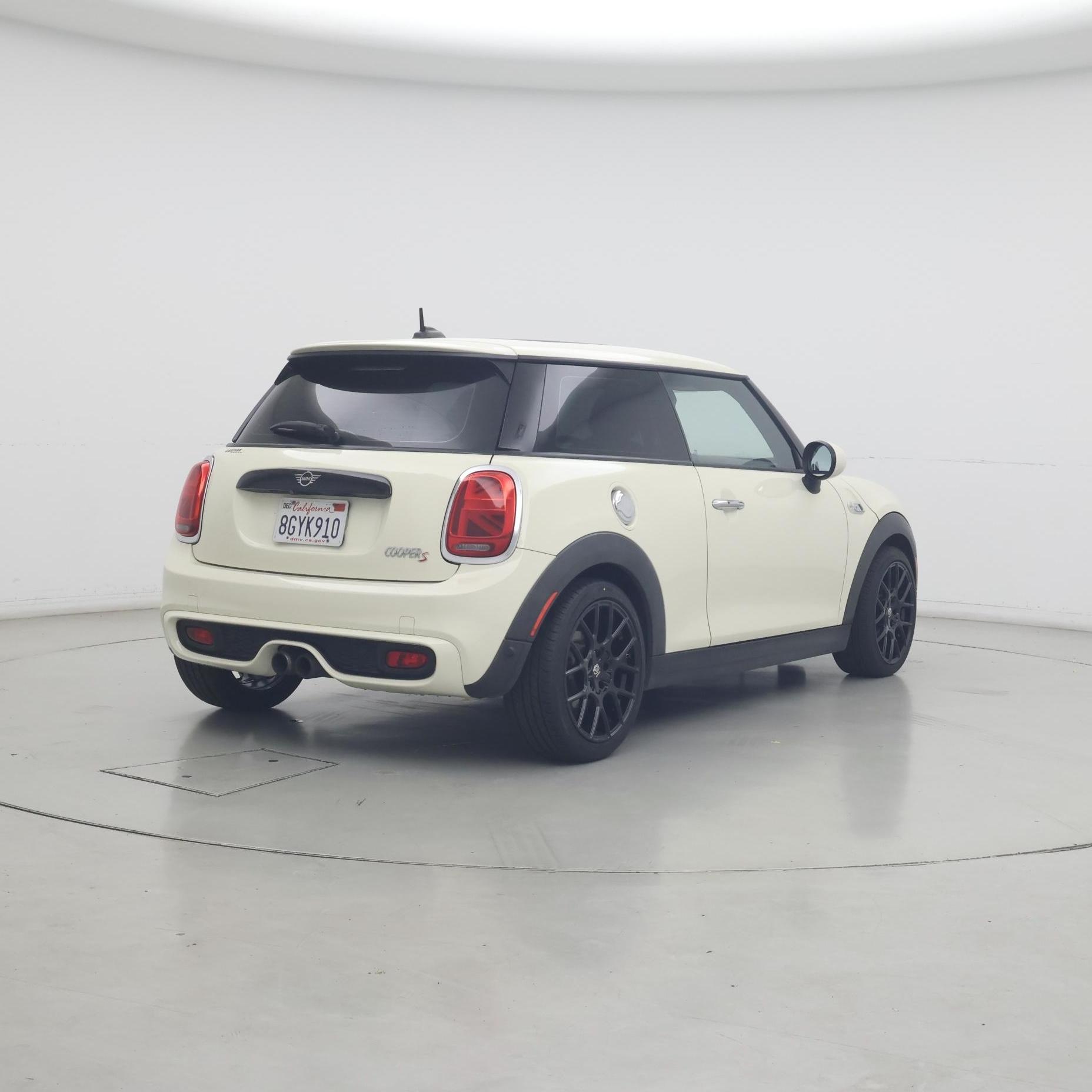 Thumbnail: 2019 MINI Cooper Hardtop - 8