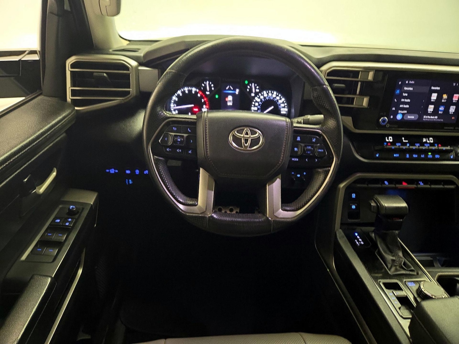 2023 Toyota Tundra SR5 - Photo 9