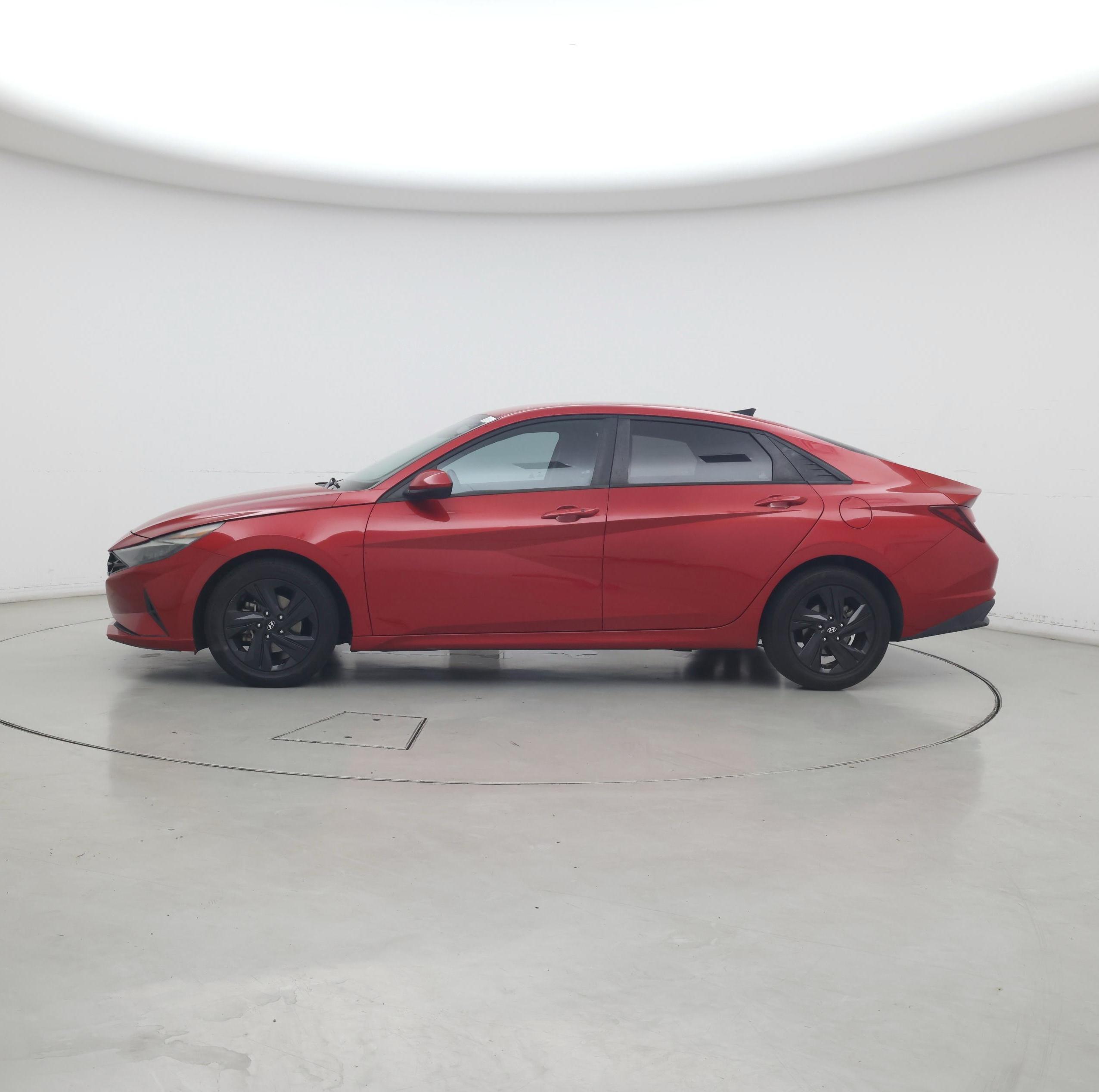 Thumbnail: 2021 Hyundai Elantra - 3