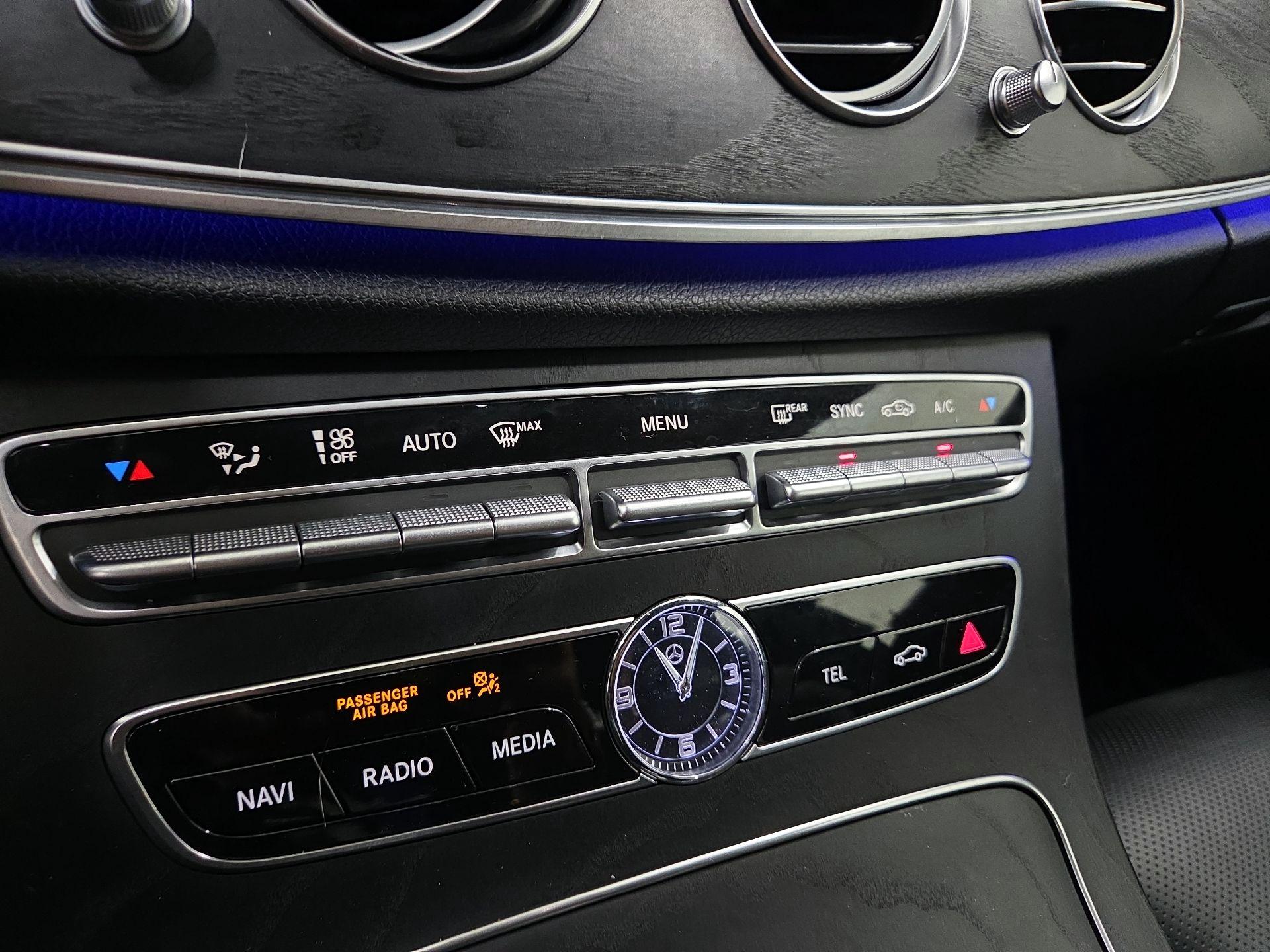 Thumbnail: 2019 Mercedes-Benz E-Class - 17