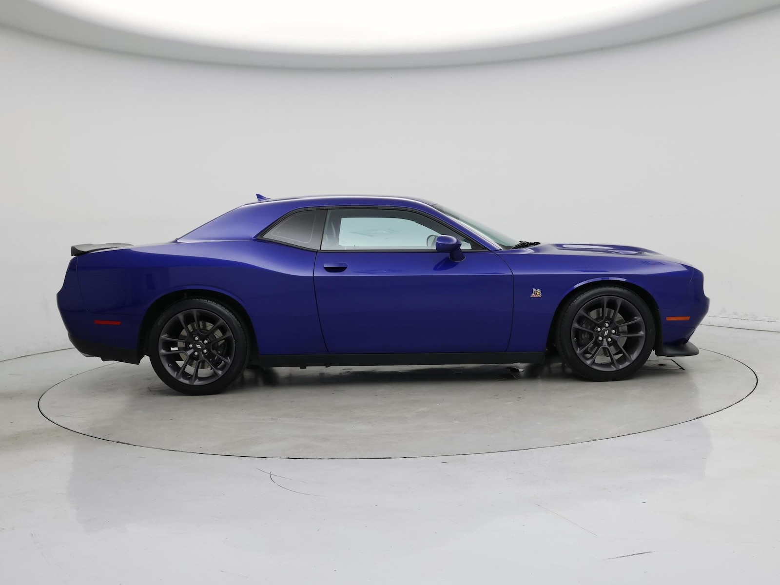 2022 Dodge Challenger R/T - Photo 8