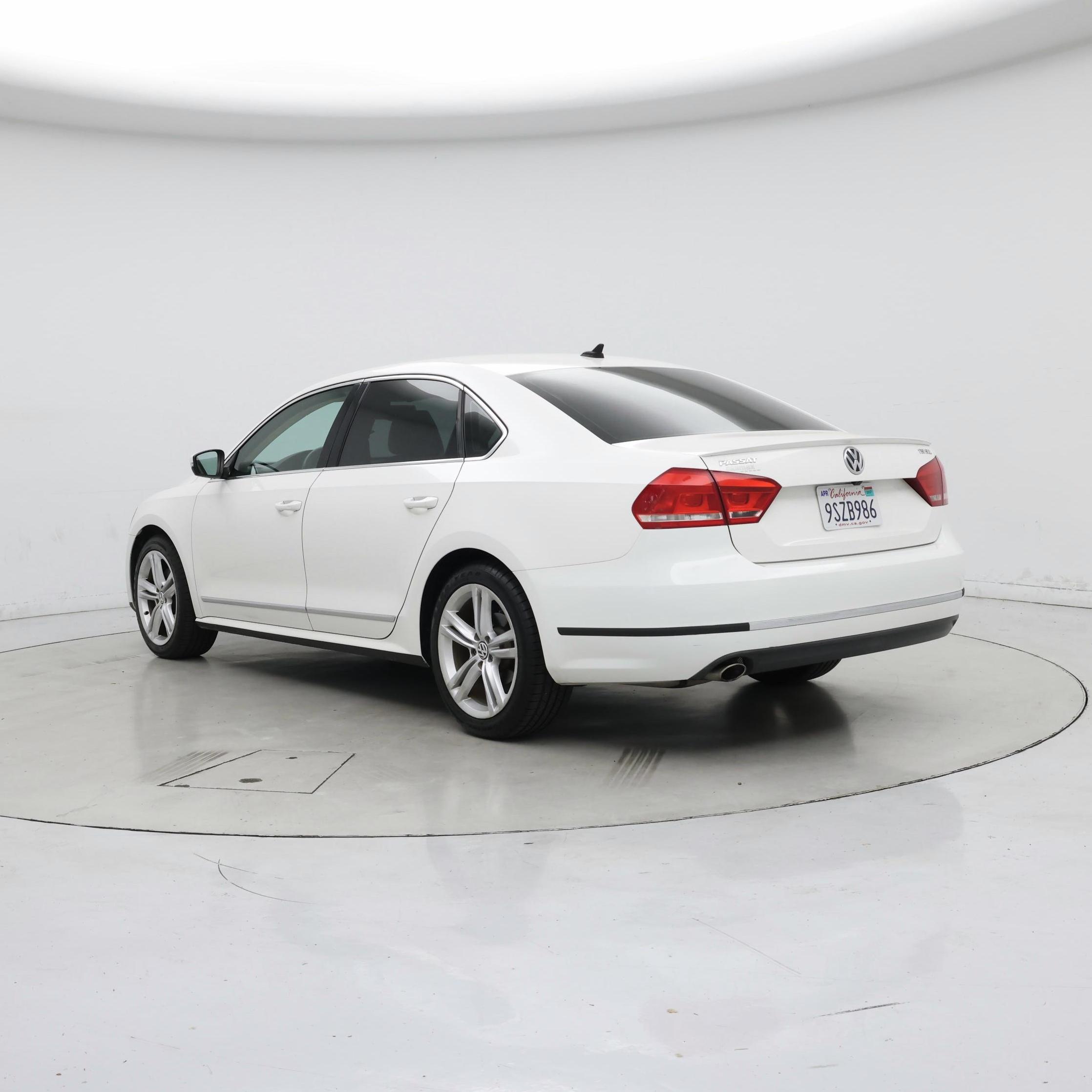 Thumbnail: 2015 Volkswagen Passat - 2