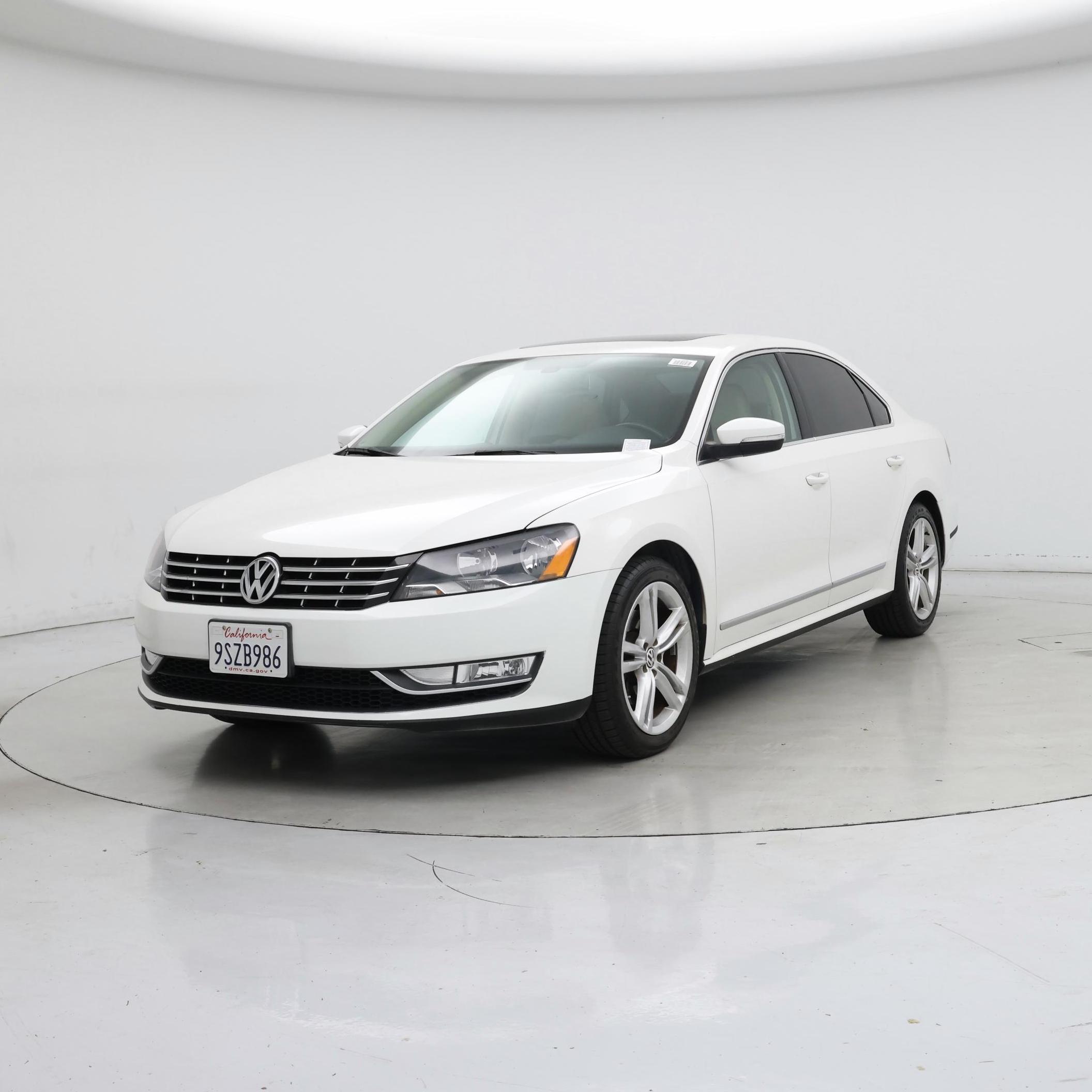 Thumbnail: 2015 Volkswagen Passat - 4