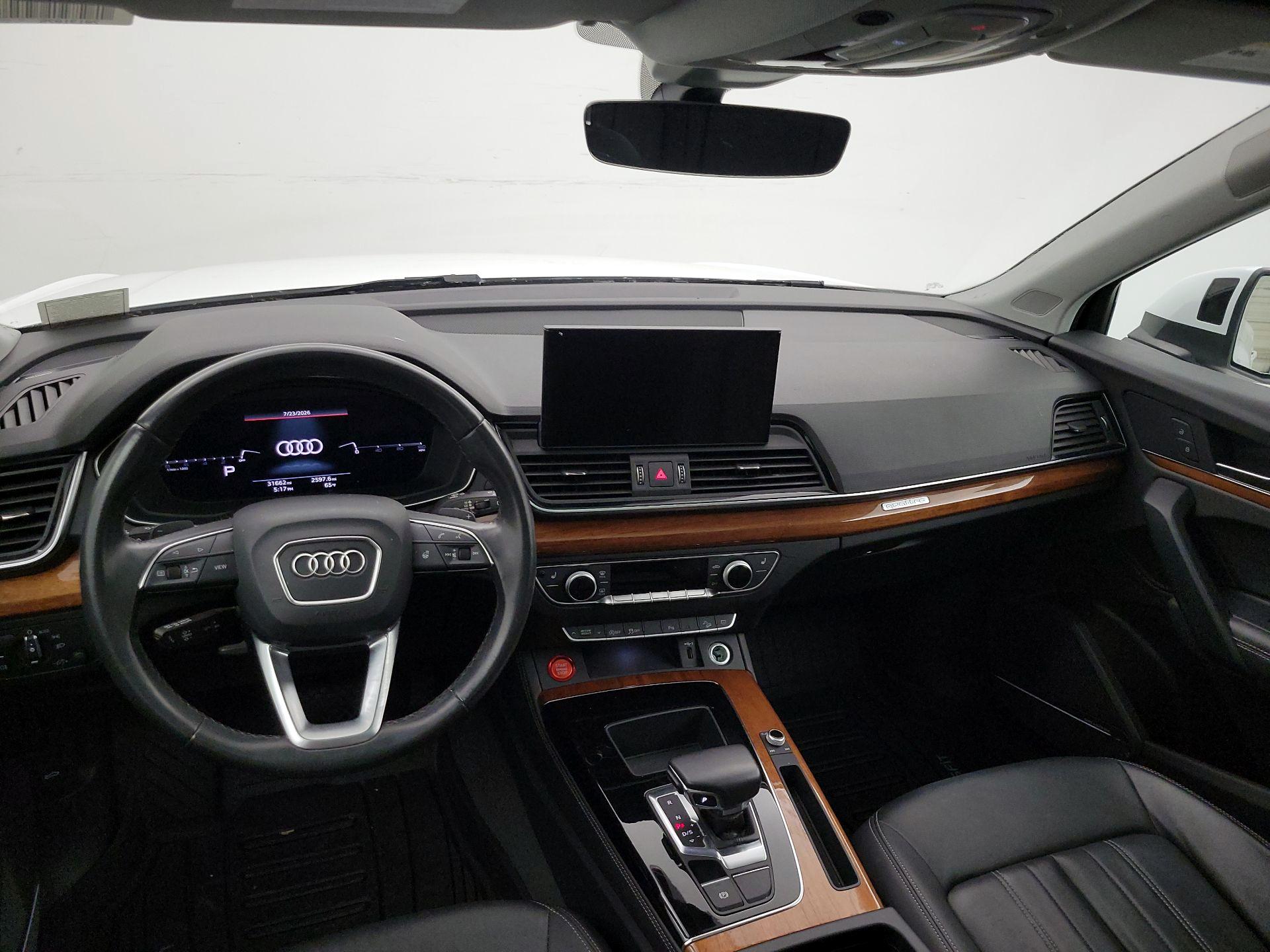 Thumbnail: 2023 Audi Q5 - 9