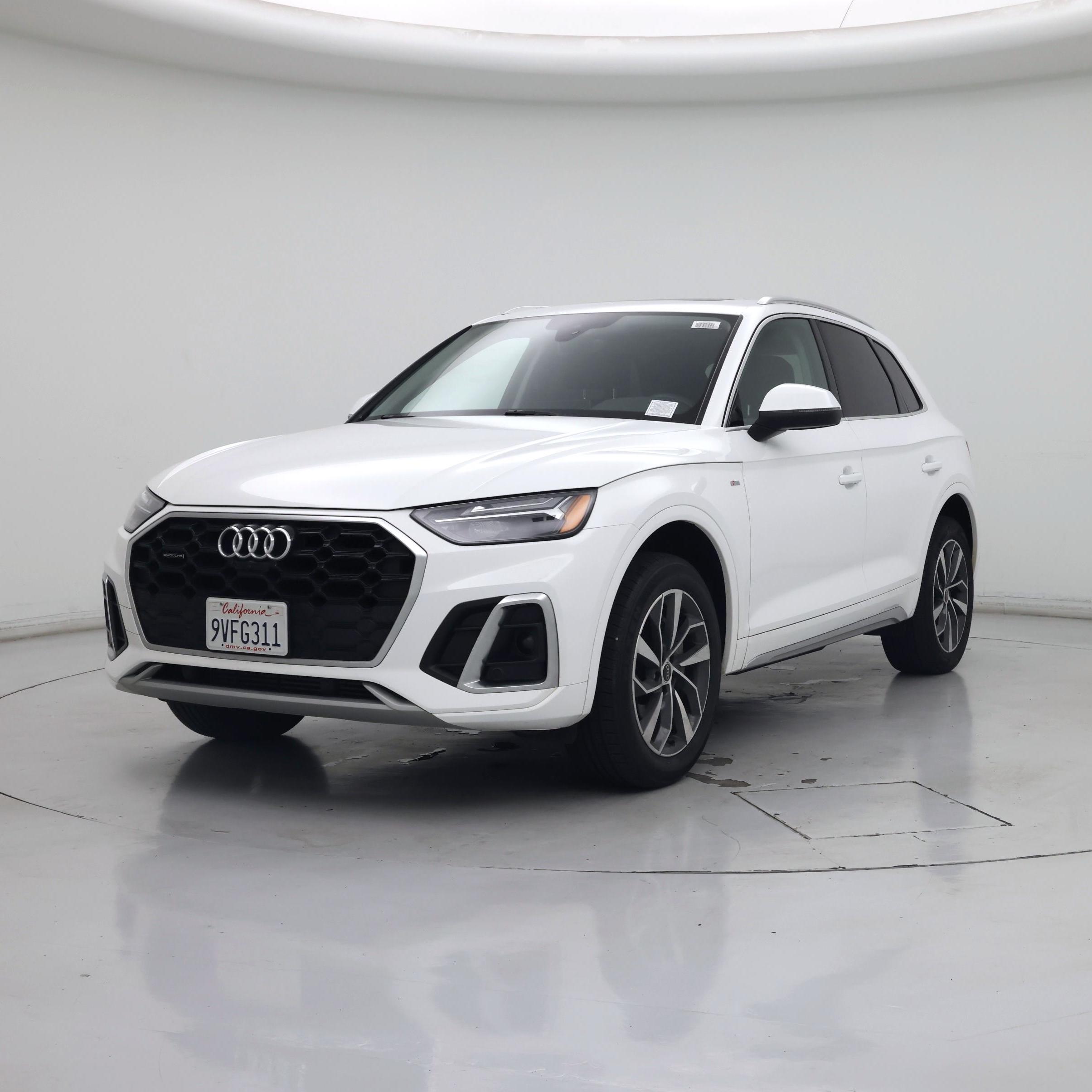 Thumbnail: 2023 Audi Q5 - 4