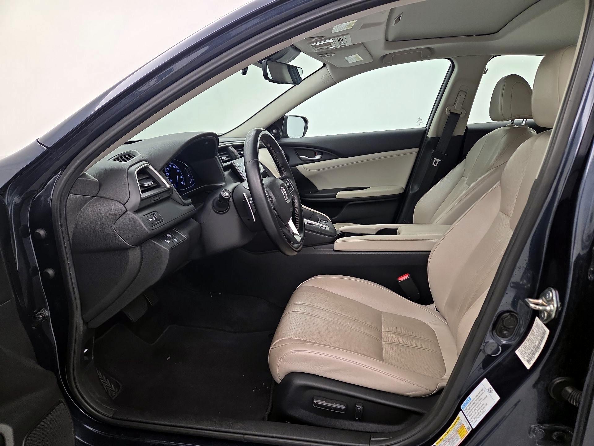 Thumbnail: 2019 Honda Insight - 11