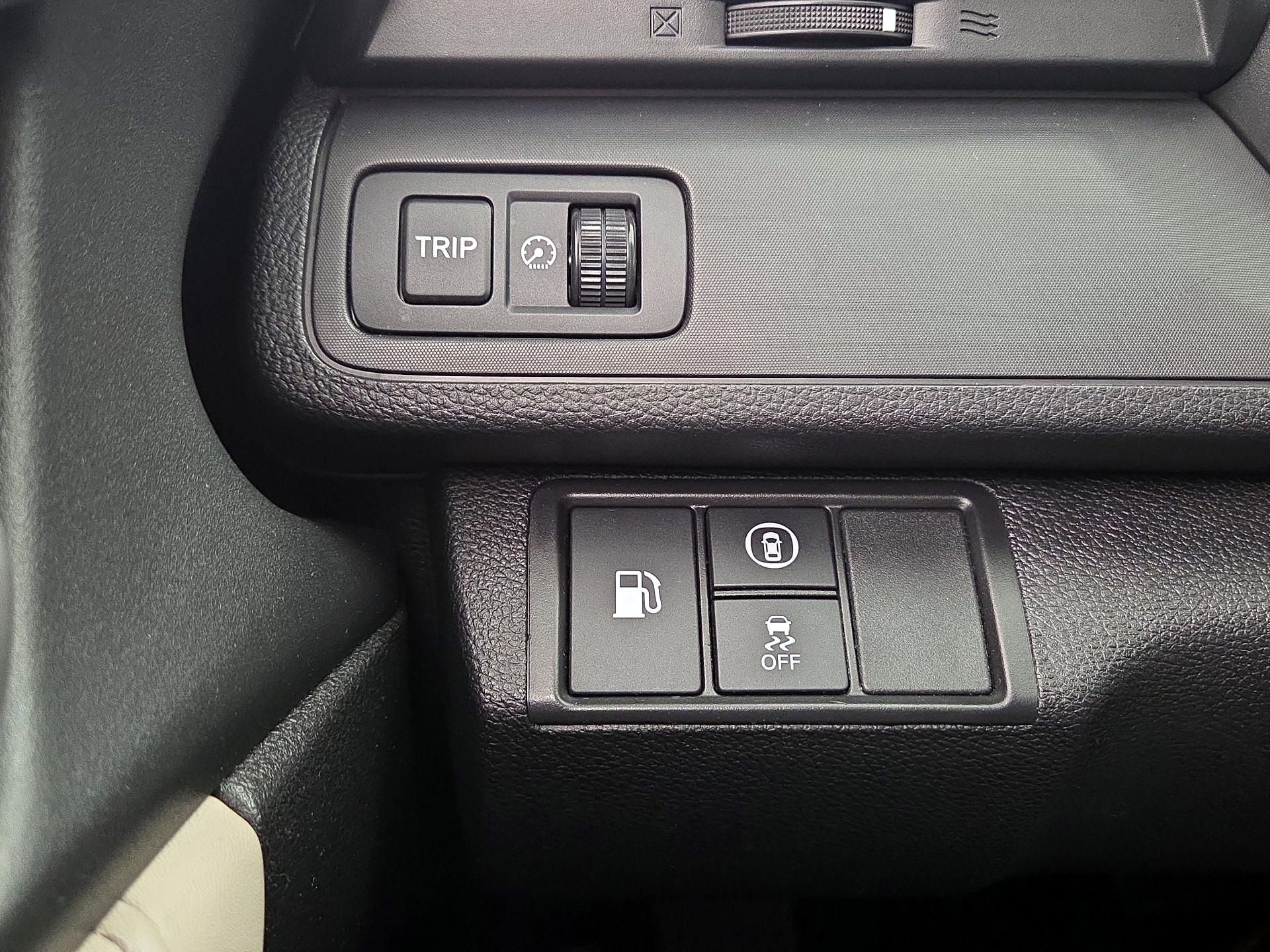 Thumbnail: 2019 Honda Insight - 13