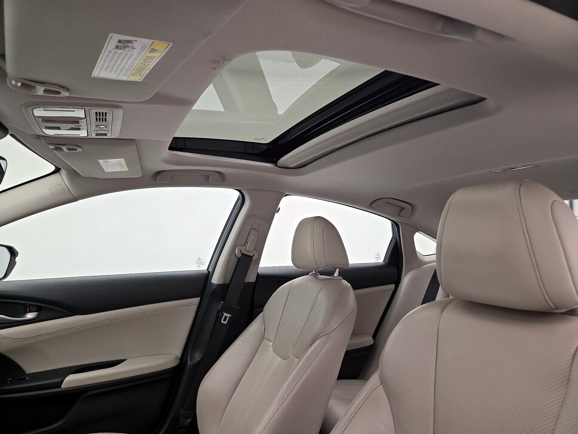 Thumbnail: 2019 Honda Insight - 20