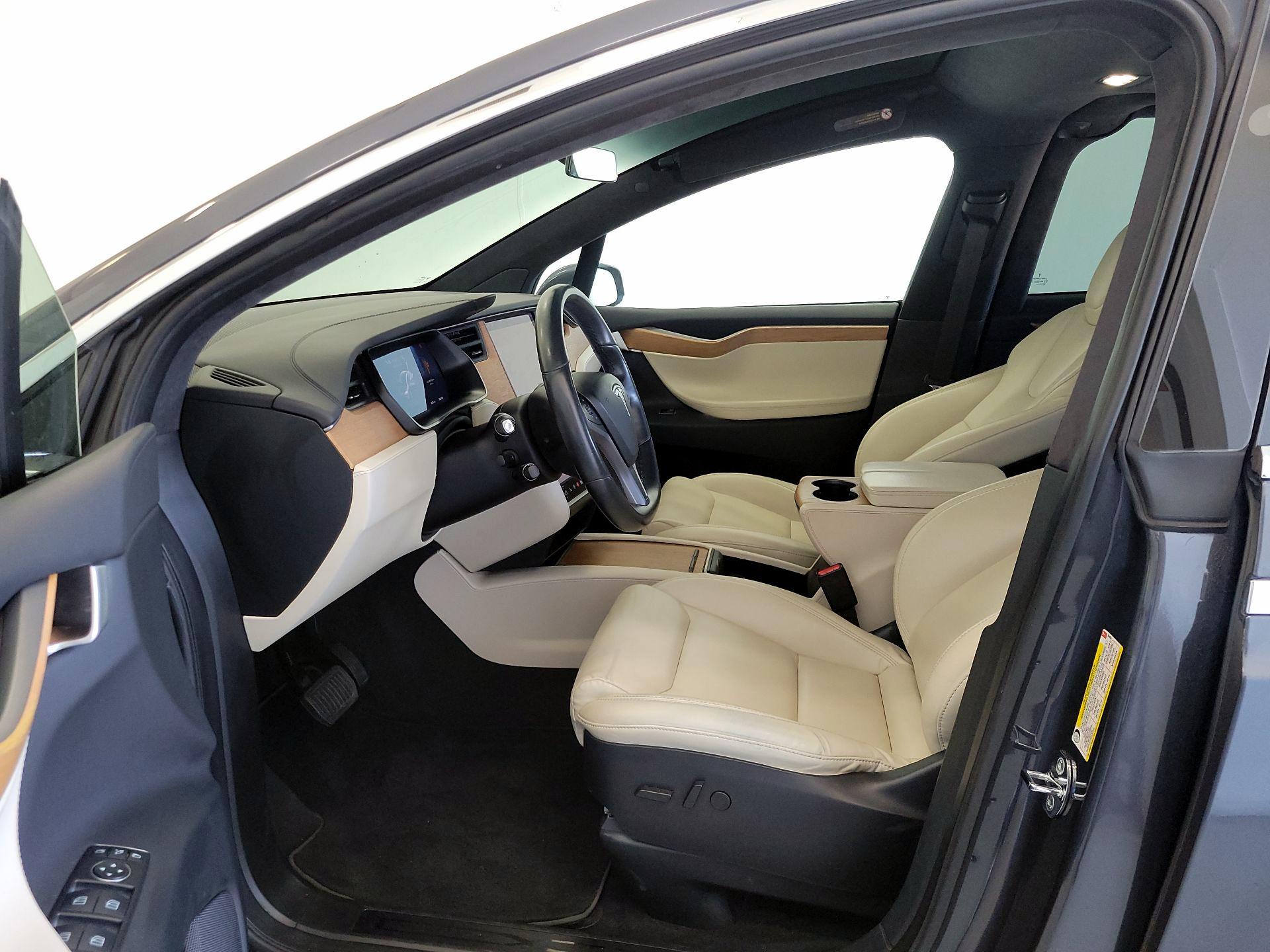 Thumbnail: 2020 Tesla Model X - 11