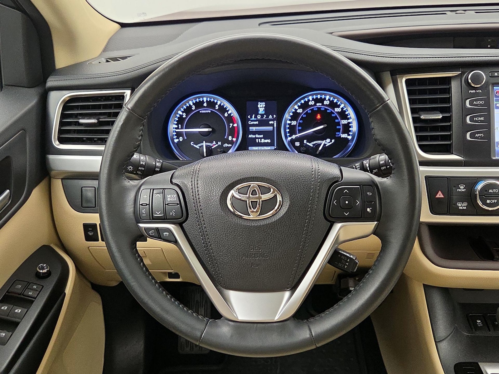 2015 Toyota Highlander XLE - Photo 11