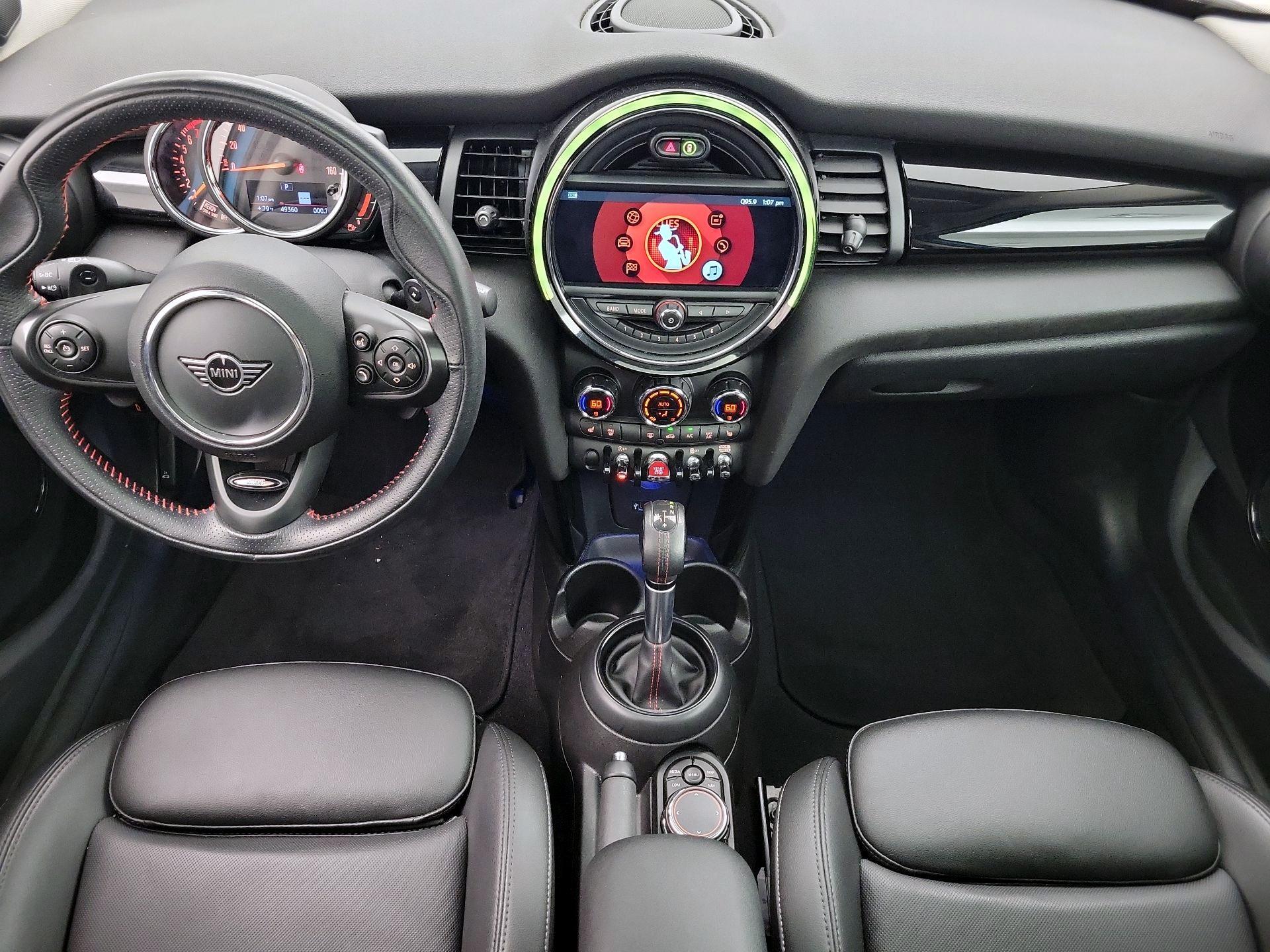 Thumbnail: 2019 MINI Cooper Hardtop - 9