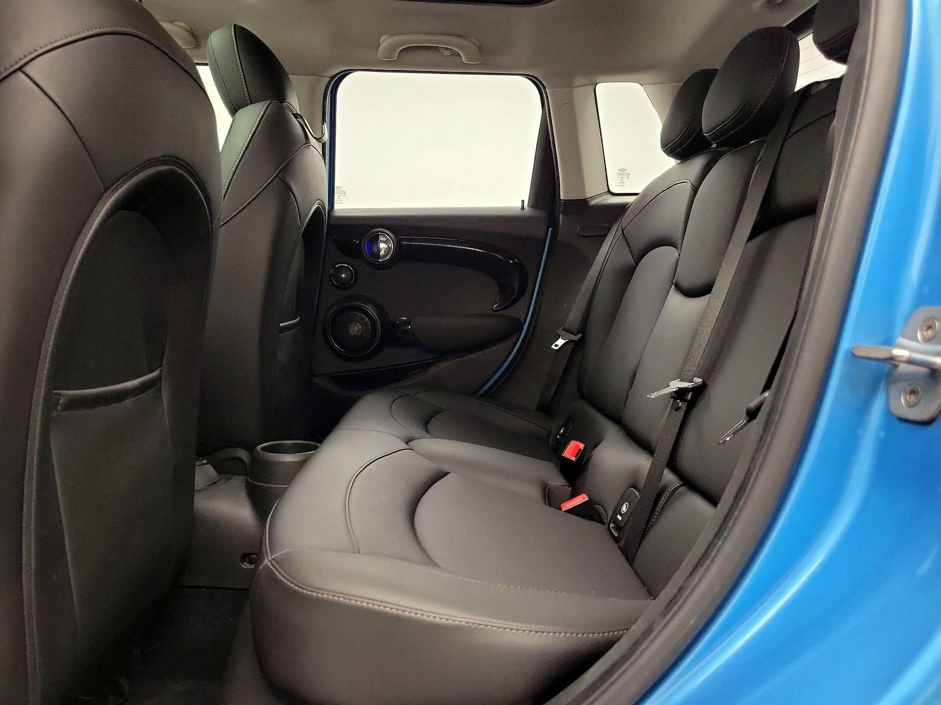 Thumbnail: 2019 MINI Cooper Hardtop - 20