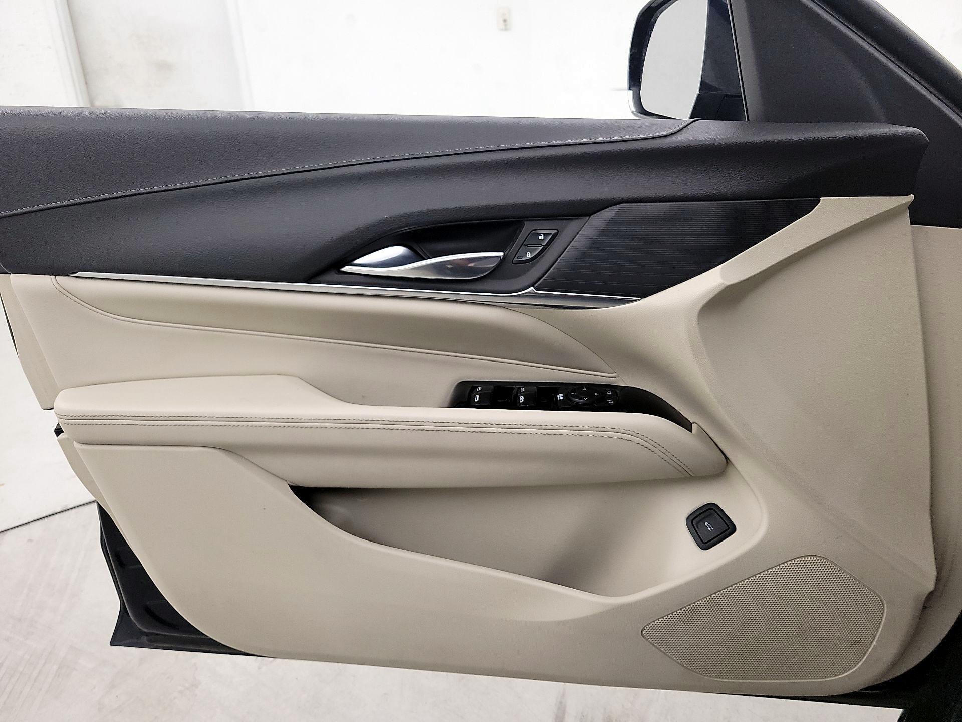 Thumbnail: 2021 Cadillac CT4 - 12