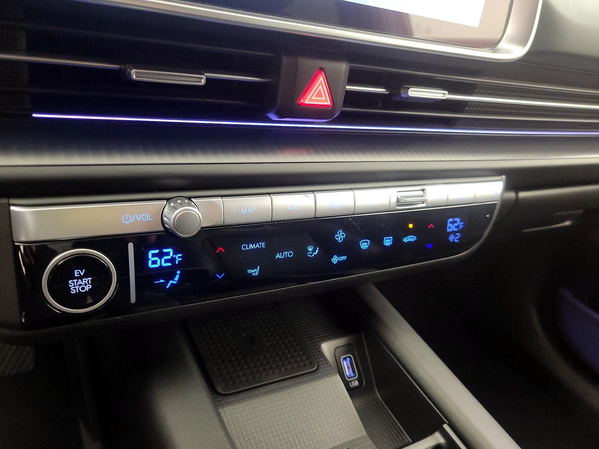 Thumbnail: 2023 Hyundai Ioniq 6 - 17