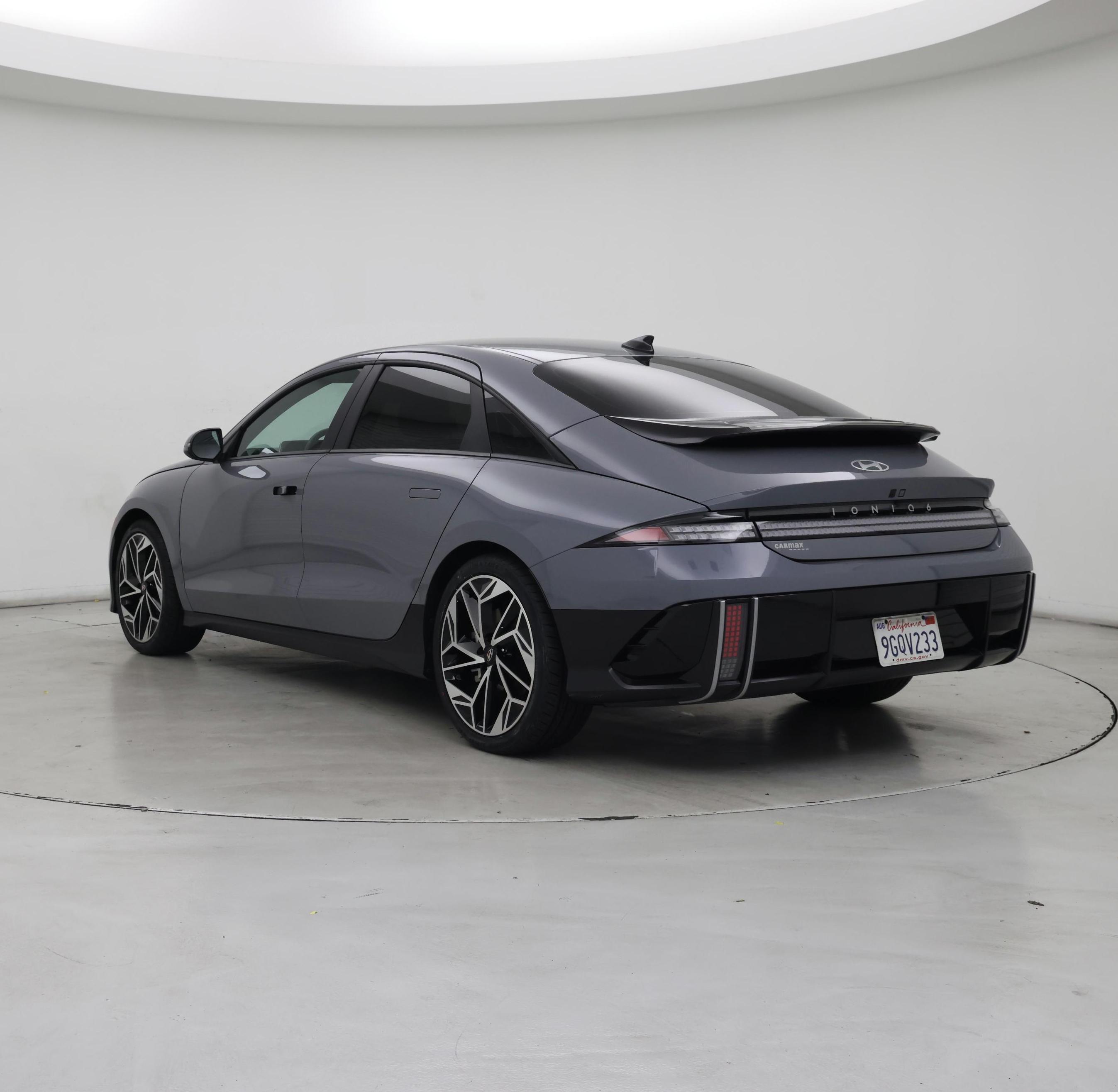 Thumbnail: 2023 Hyundai Ioniq 6 - 2
