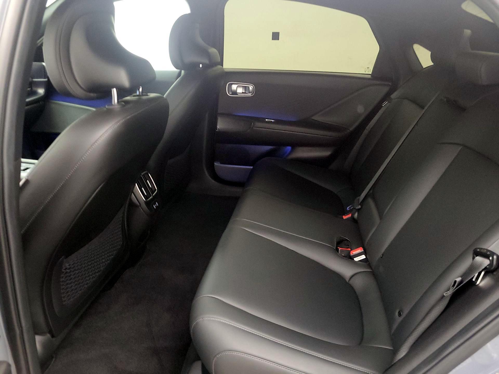 Thumbnail: 2023 Hyundai Ioniq 6 - 20