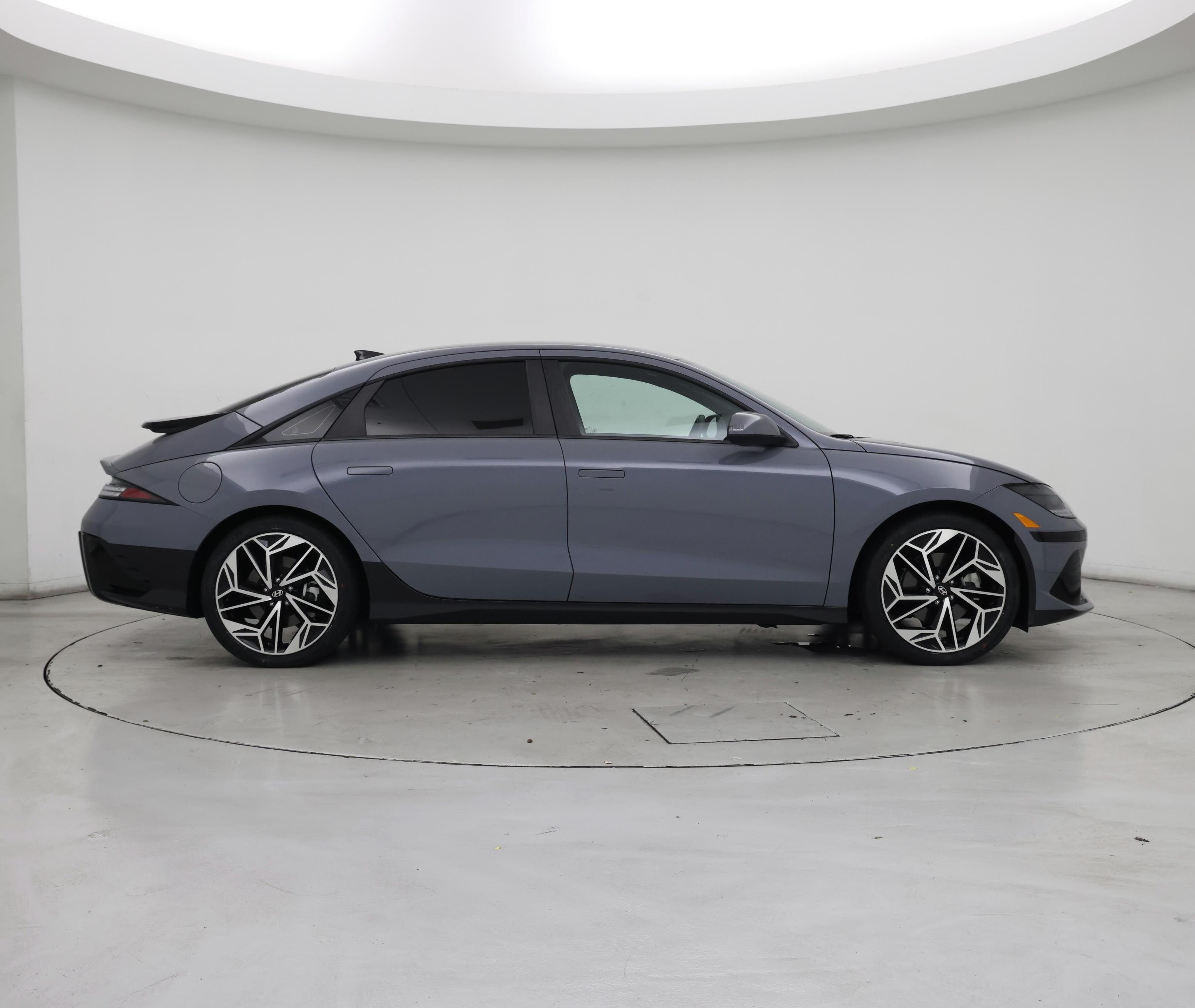 Thumbnail: 2023 Hyundai Ioniq 6 - 7