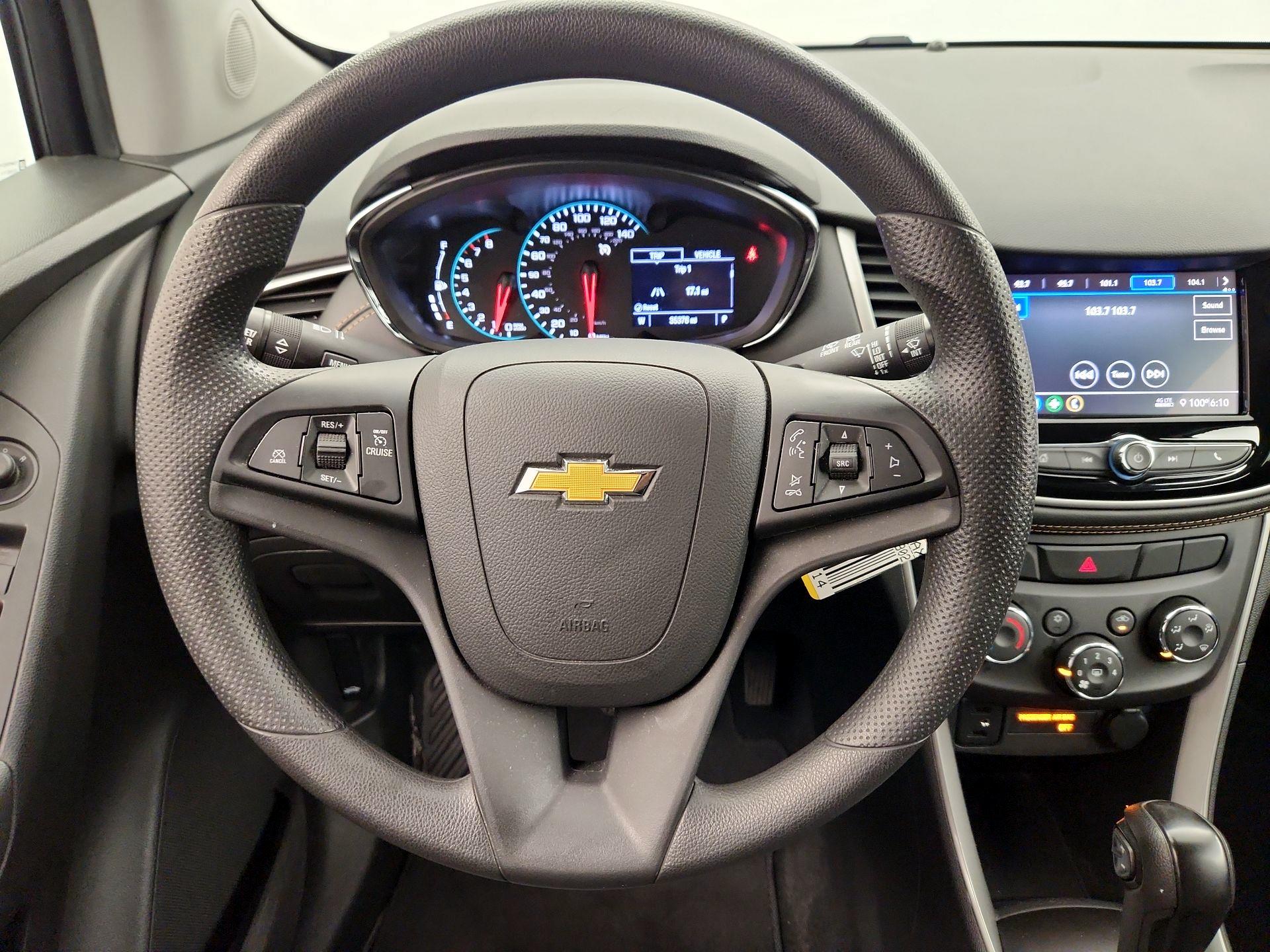 Thumbnail: 2020 Chevrolet Trax - 10