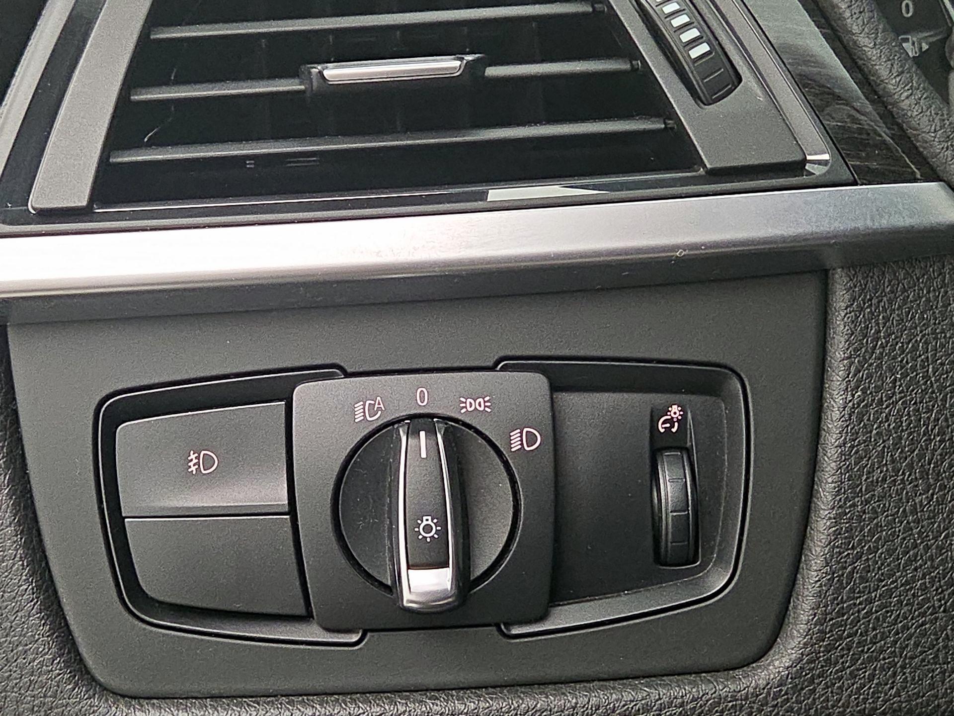 Thumbnail: 2015 BMW 4 Series - 13