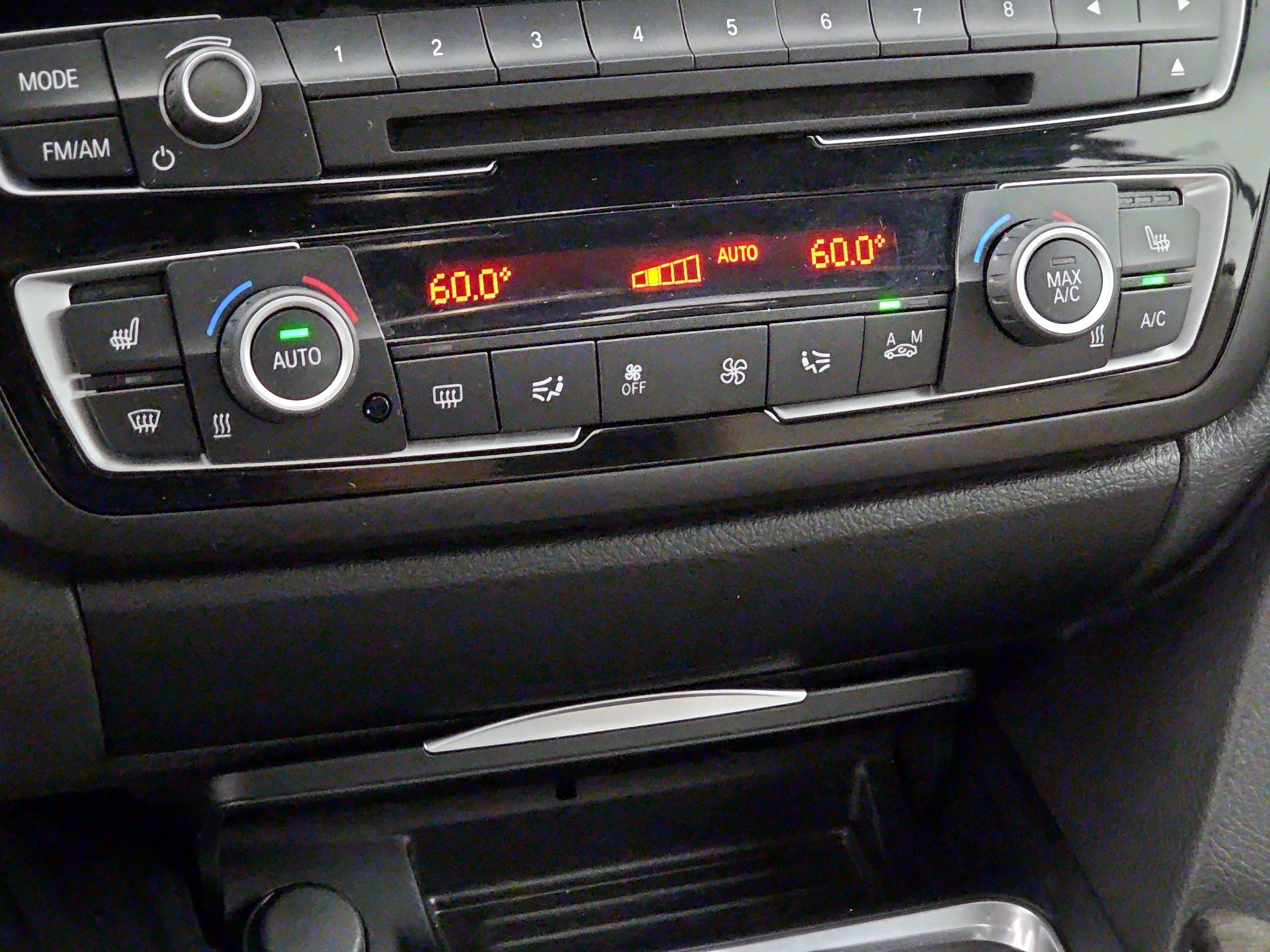 Thumbnail: 2015 BMW 4 Series - 16