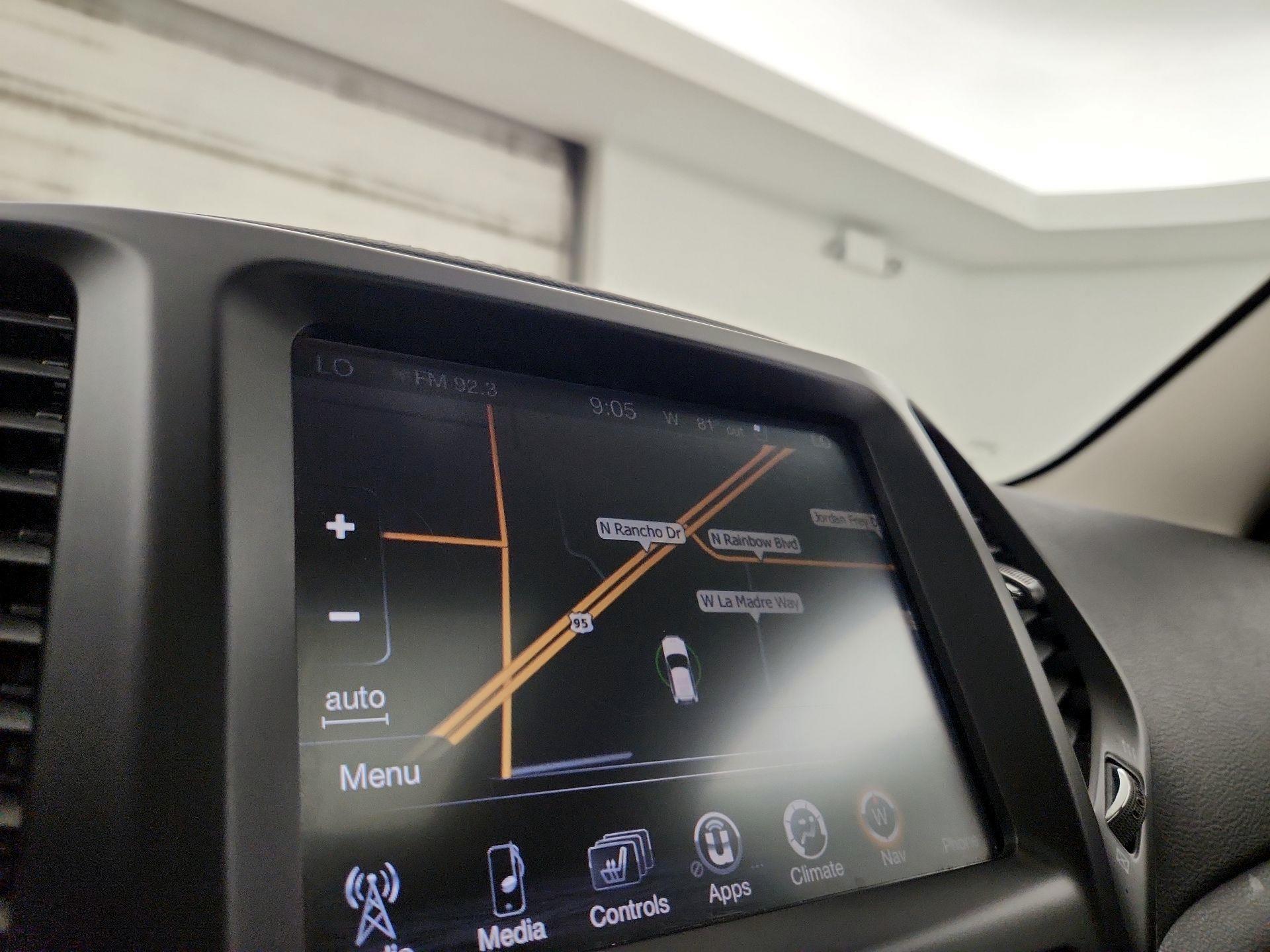 Thumbnail: 2015 Jeep Cherokee - 14