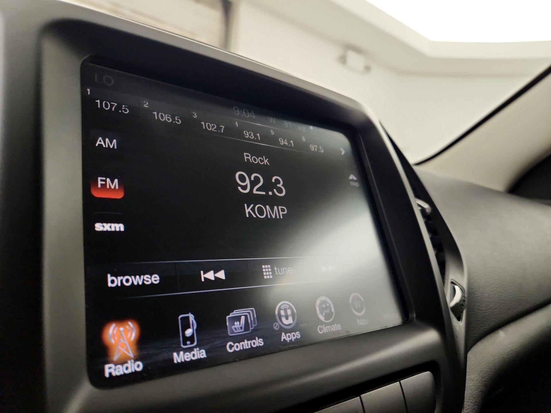 Thumbnail: 2015 Jeep Cherokee - 16