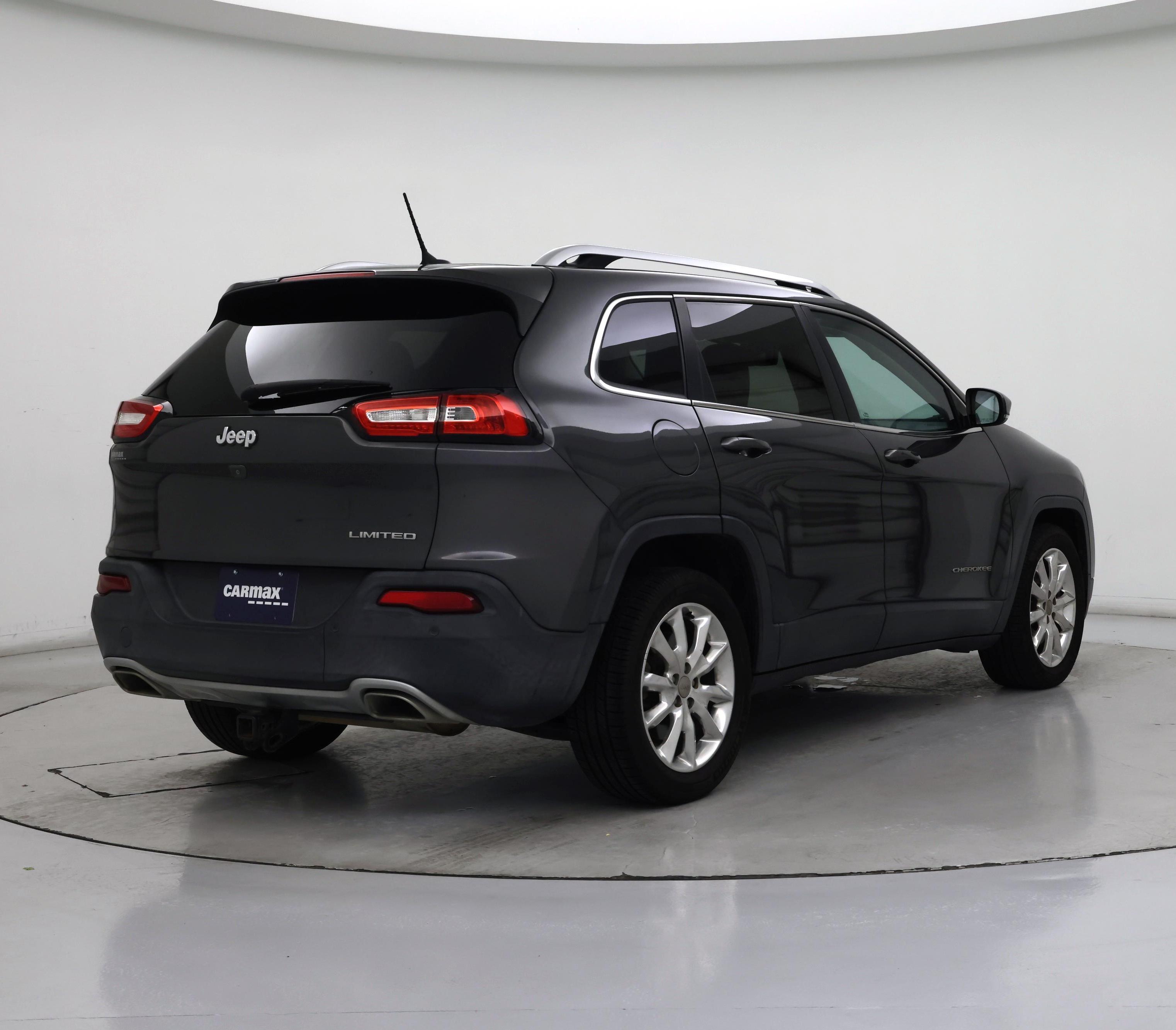 Thumbnail: 2015 Jeep Cherokee - 8