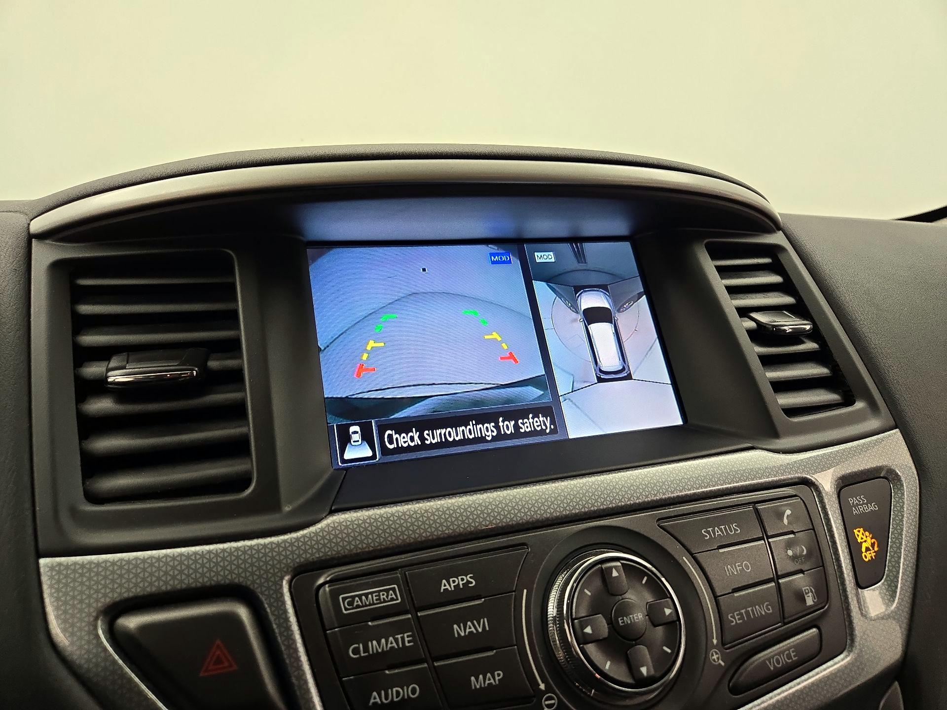 Thumbnail: 2019 Nissan Pathfinder - 15