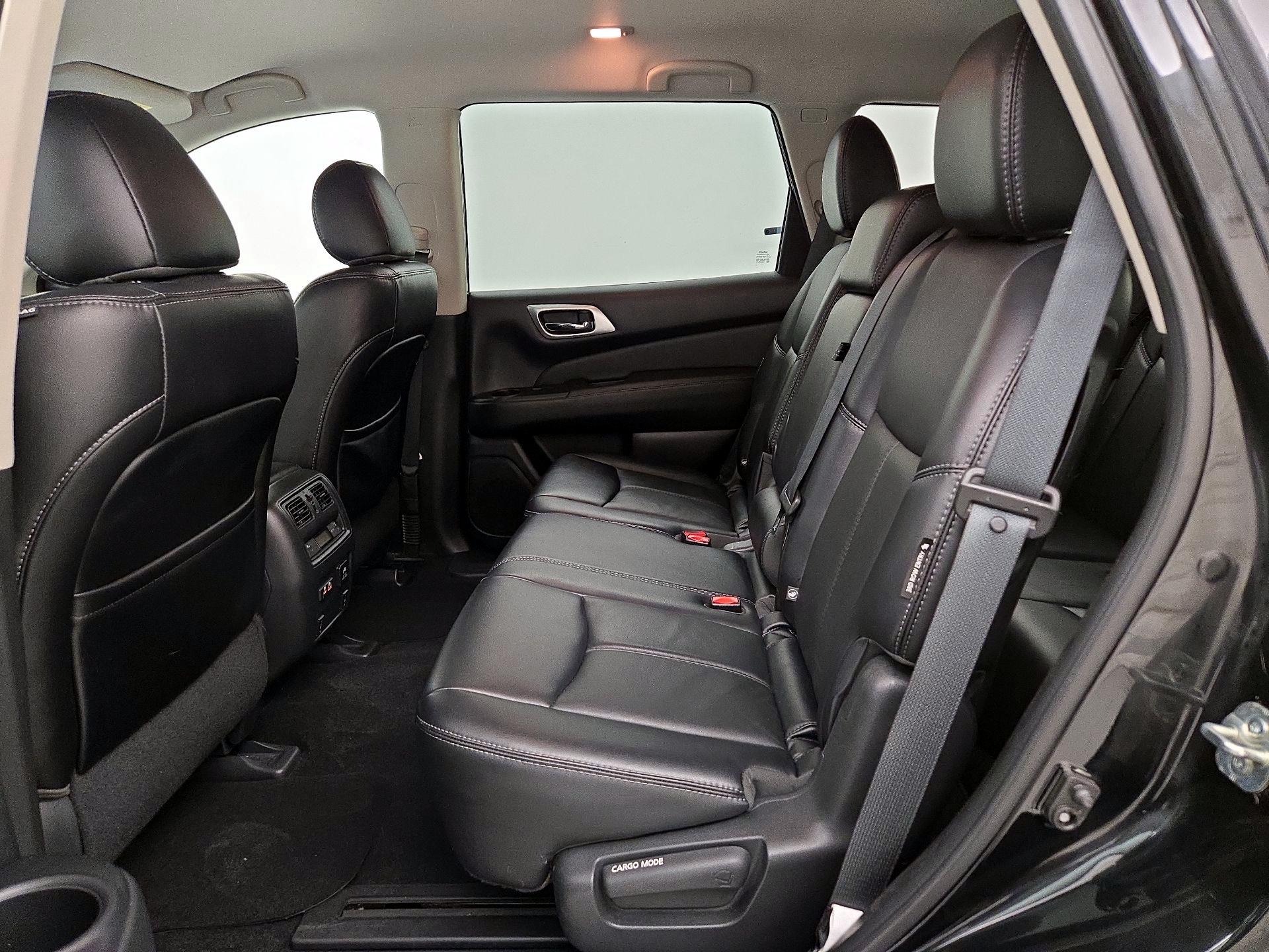 Thumbnail: 2019 Nissan Pathfinder - 20